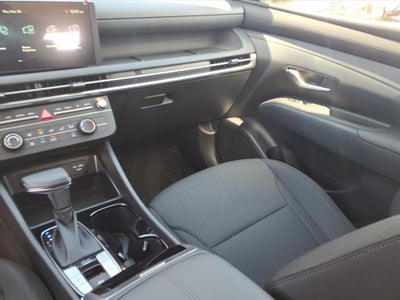 2026 Hyundai TUCSON SE FWD