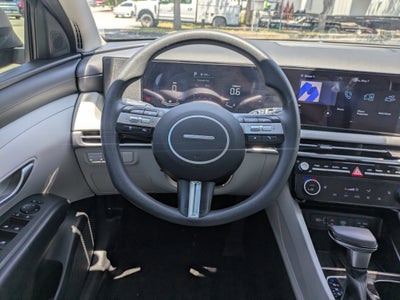 2025 Hyundai TUCSON SEL