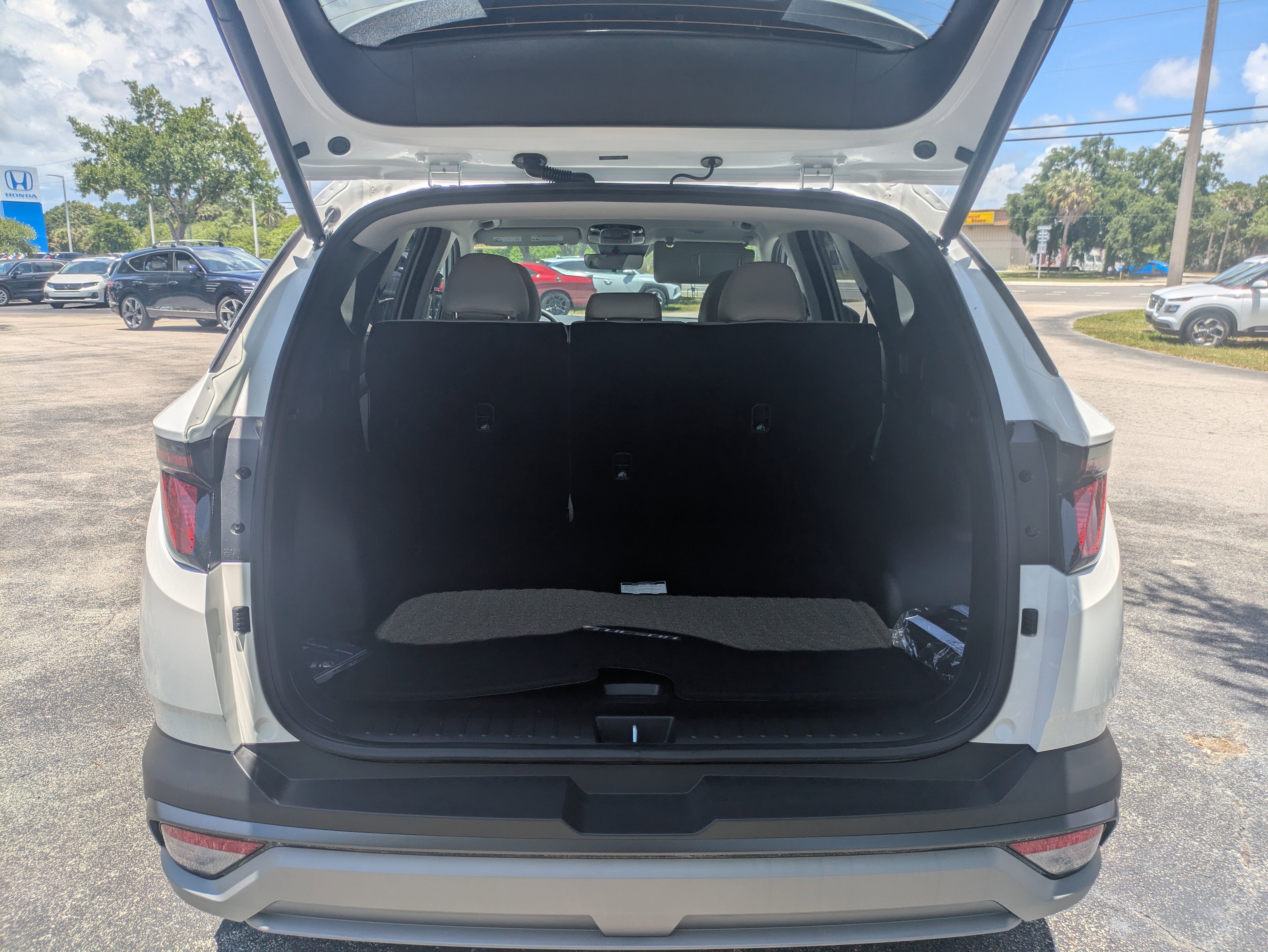2026 Hyundai TUCSON SEL FWD