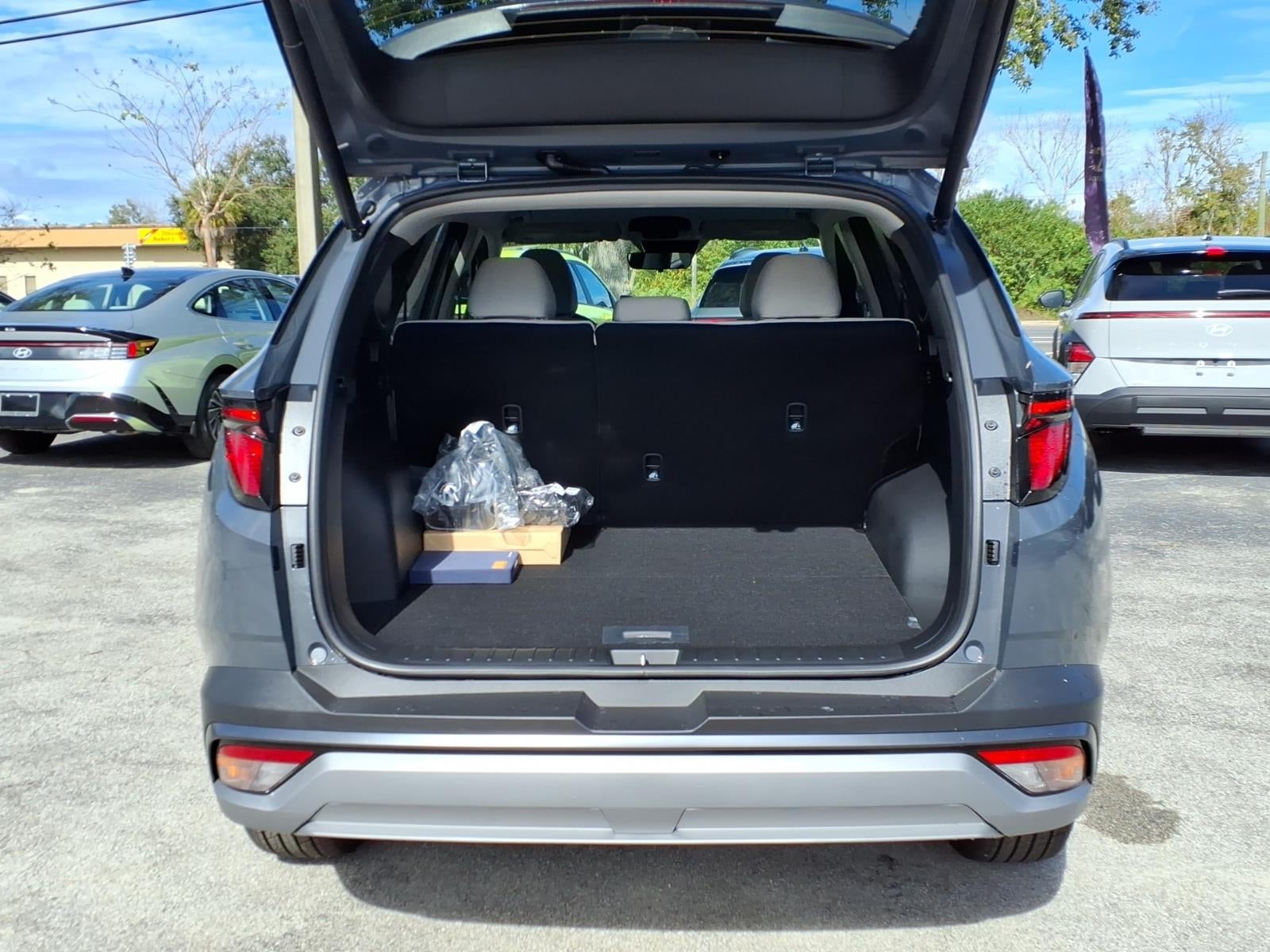 2026 Hyundai TUCSON SEL FWD