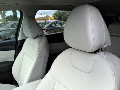 2026 Hyundai TUCSON SEL Premium FWD