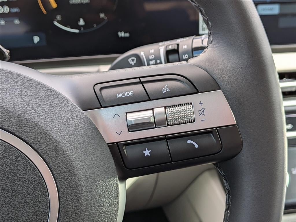 2026 Hyundai TUCSON SEL Premium FWD