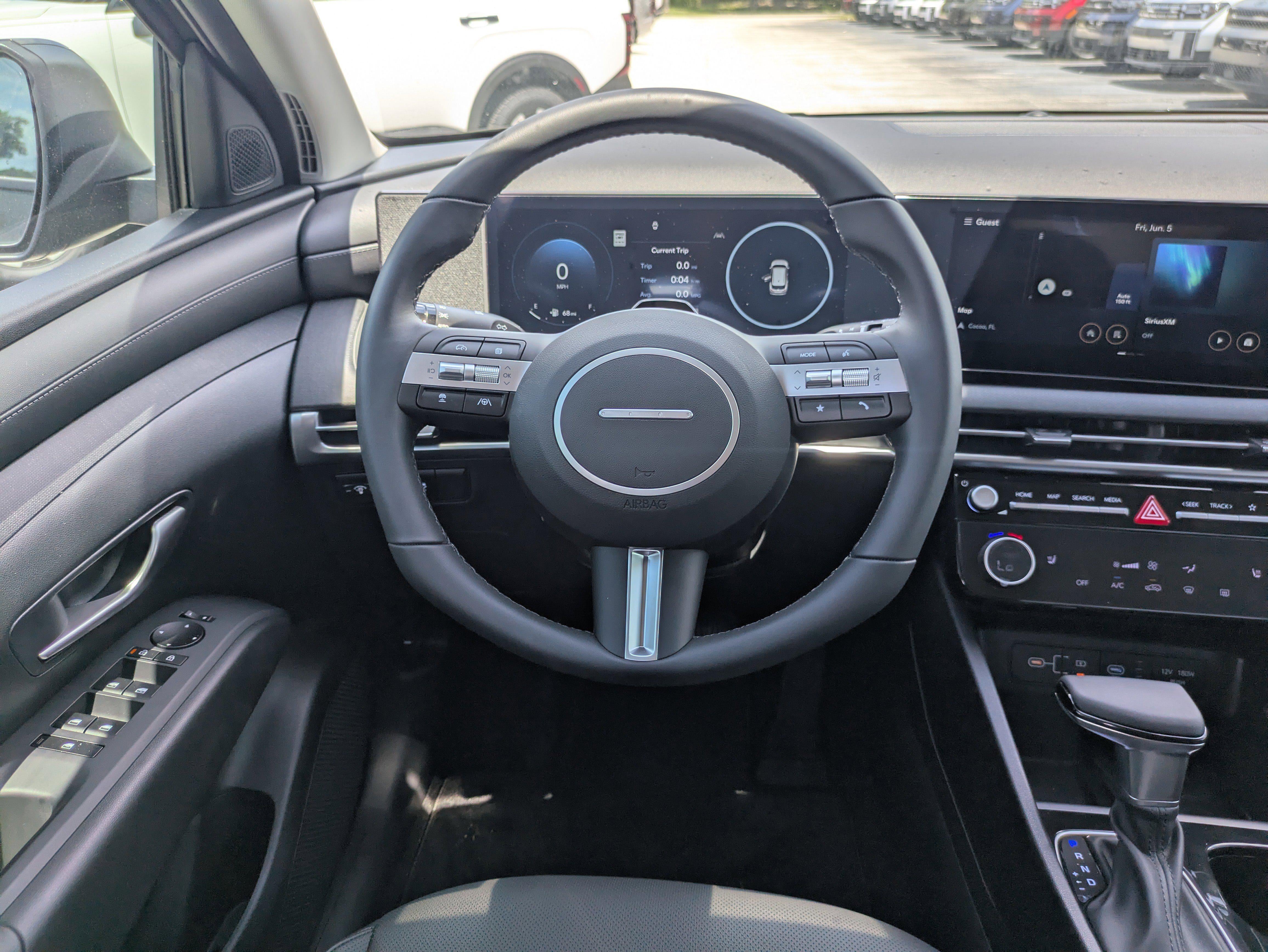 2026 Hyundai TUCSON SEL Premium FWD
