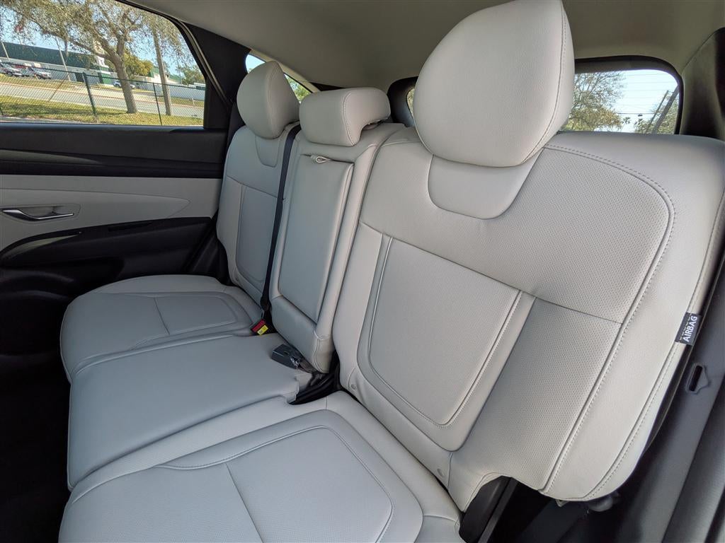 2026 Hyundai TUCSON SEL Premium FWD