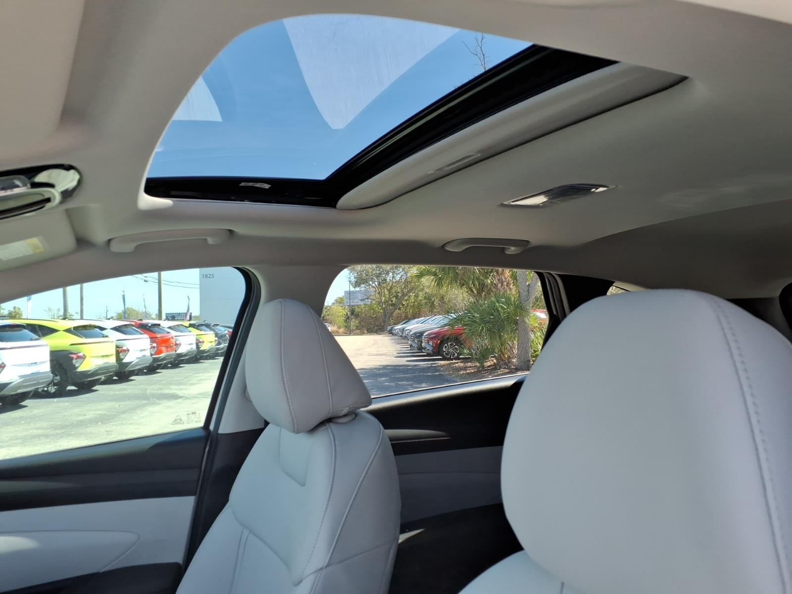 2026 Hyundai TUCSON SEL Premium FWD