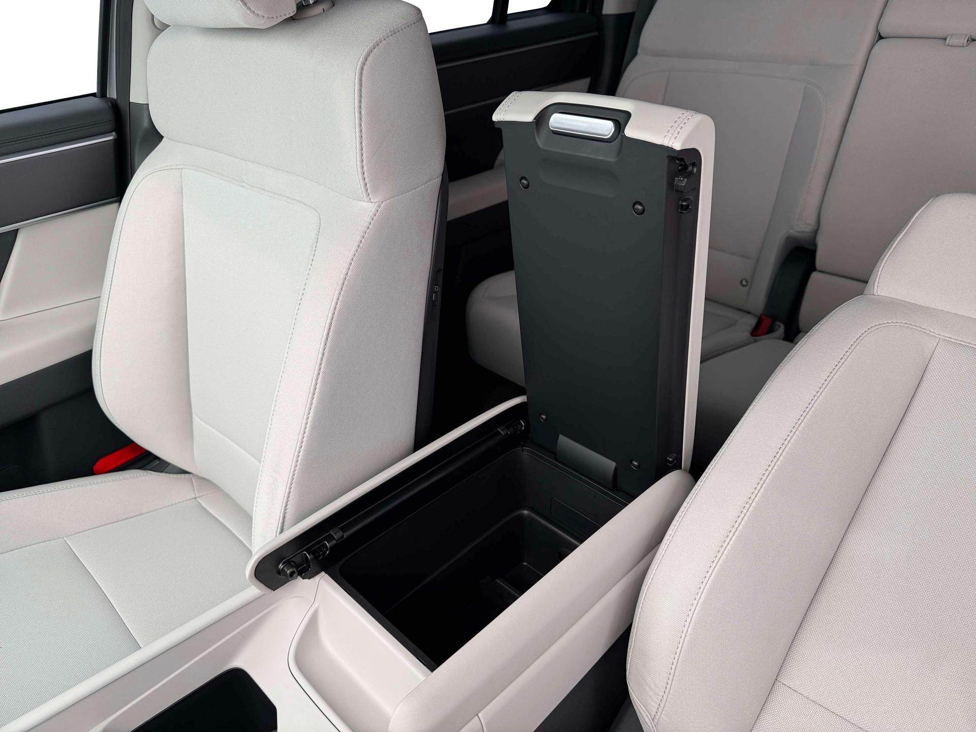 2026 Hyundai Santa Fe SE - Photo 38