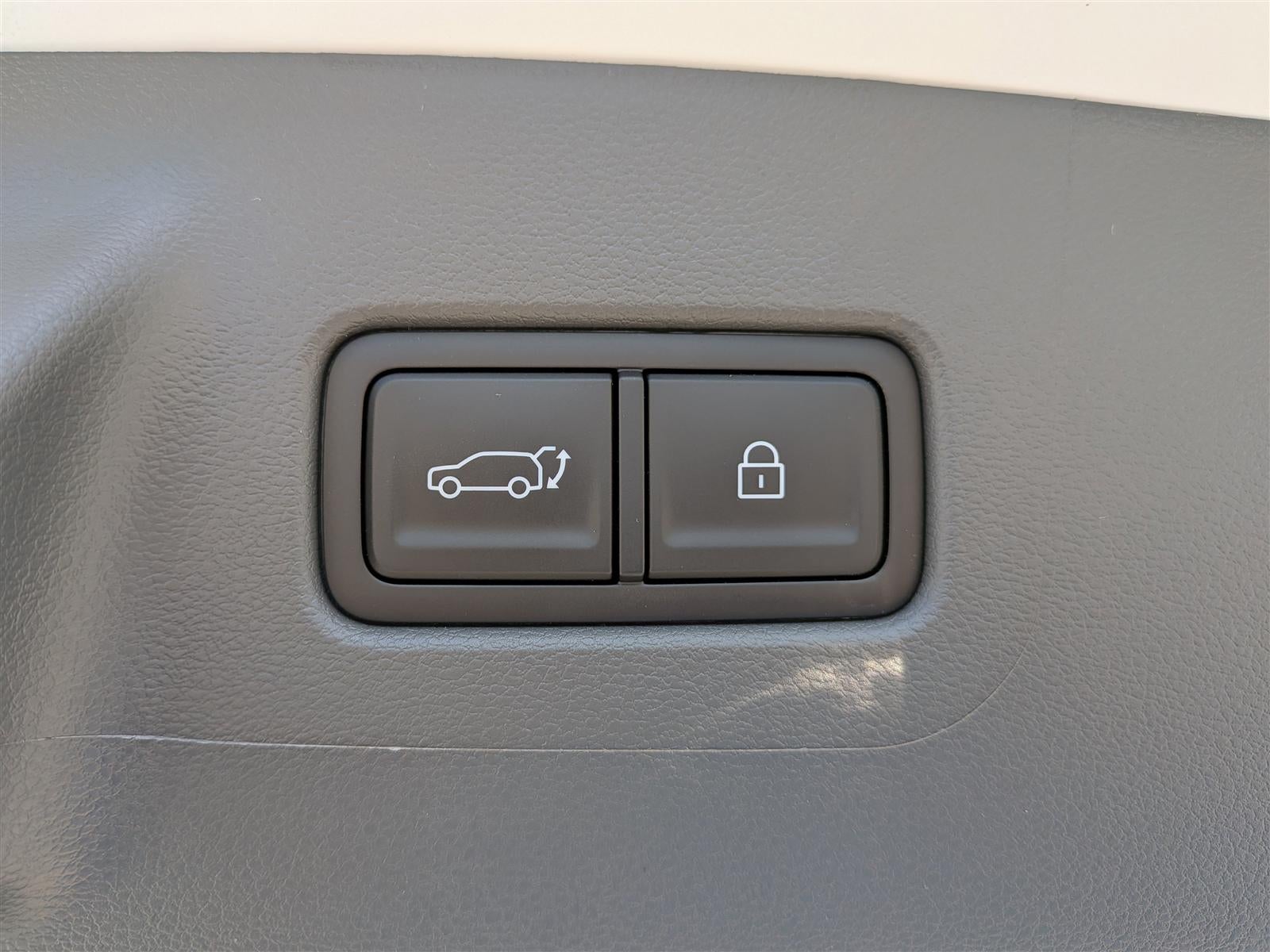 2026 Hyundai SANTA FE SE FWD