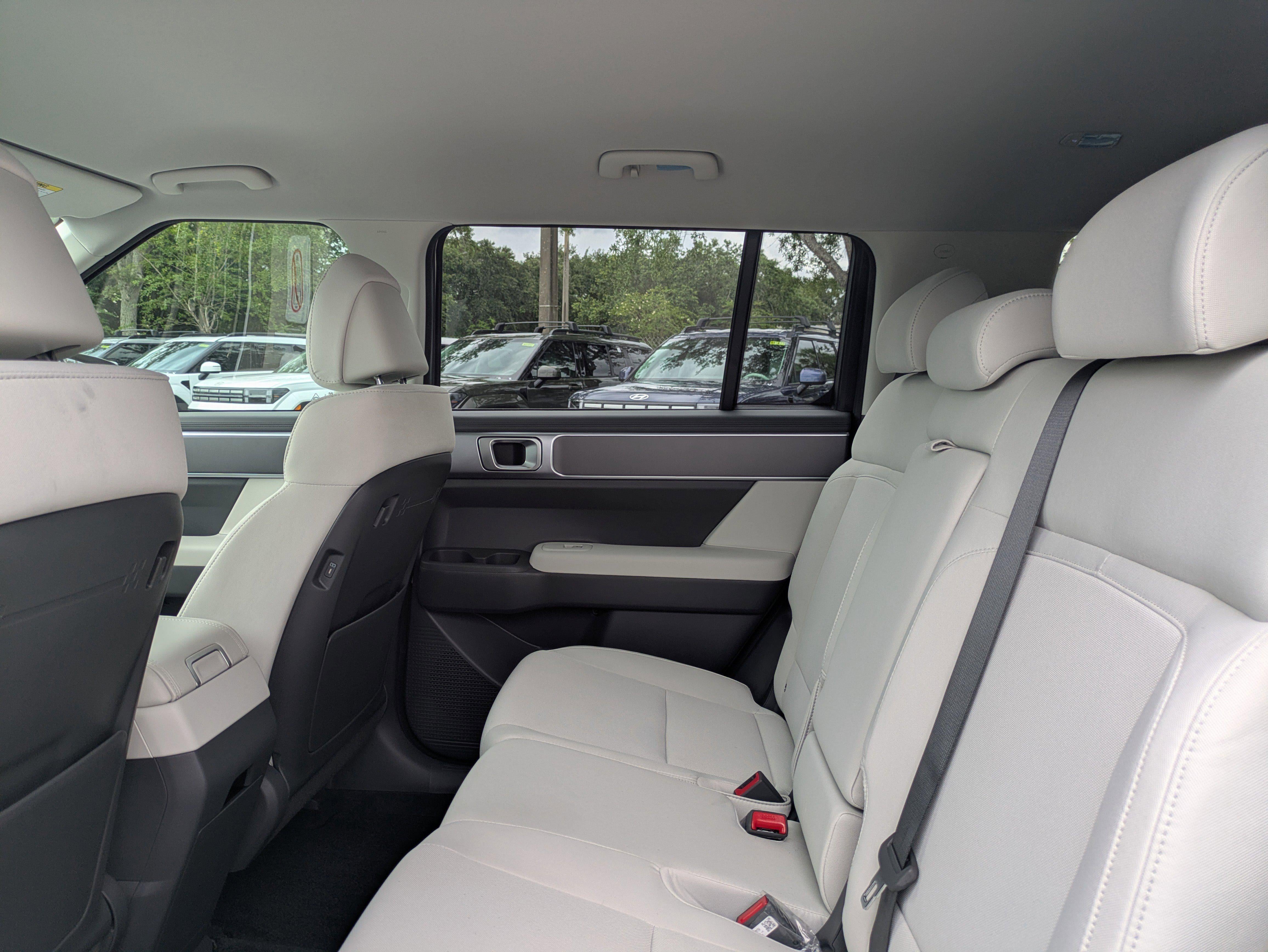 2026 Hyundai SANTA FE SE FWD