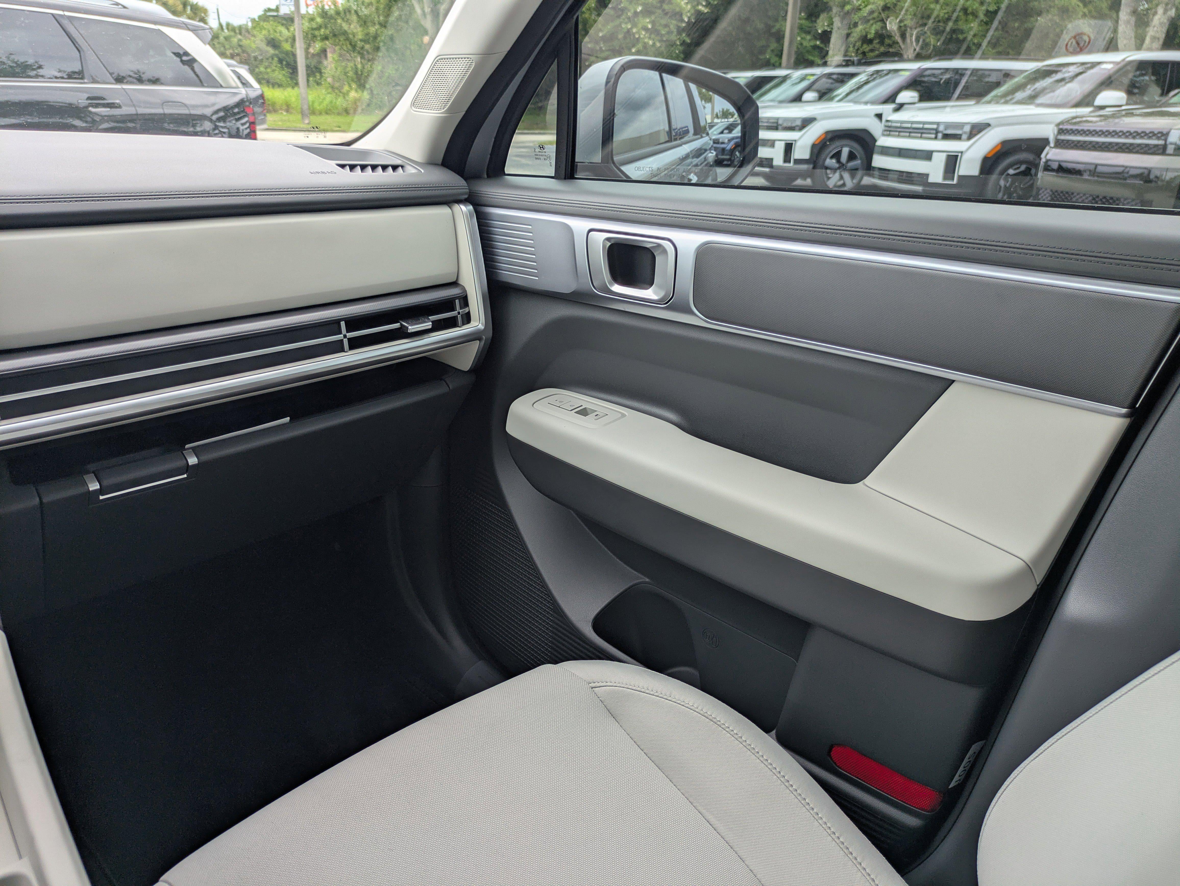 2026 Hyundai SANTA FE SE FWD
