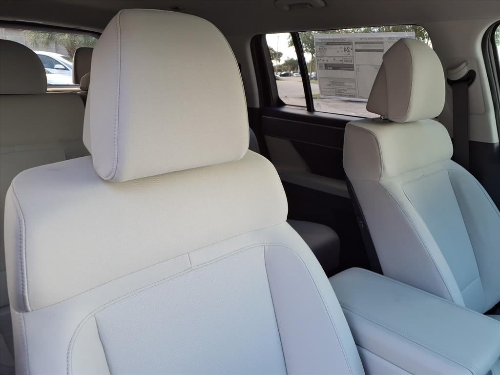 2026 Hyundai SANTA FE SE FWD