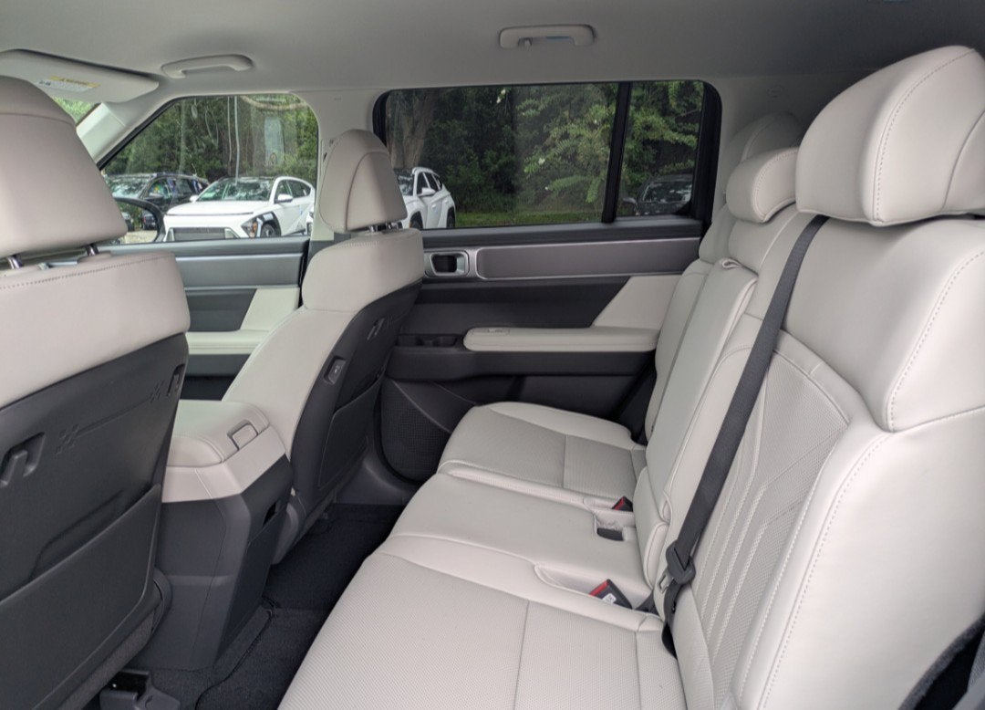 2027 Hyundai SANTA FE SE