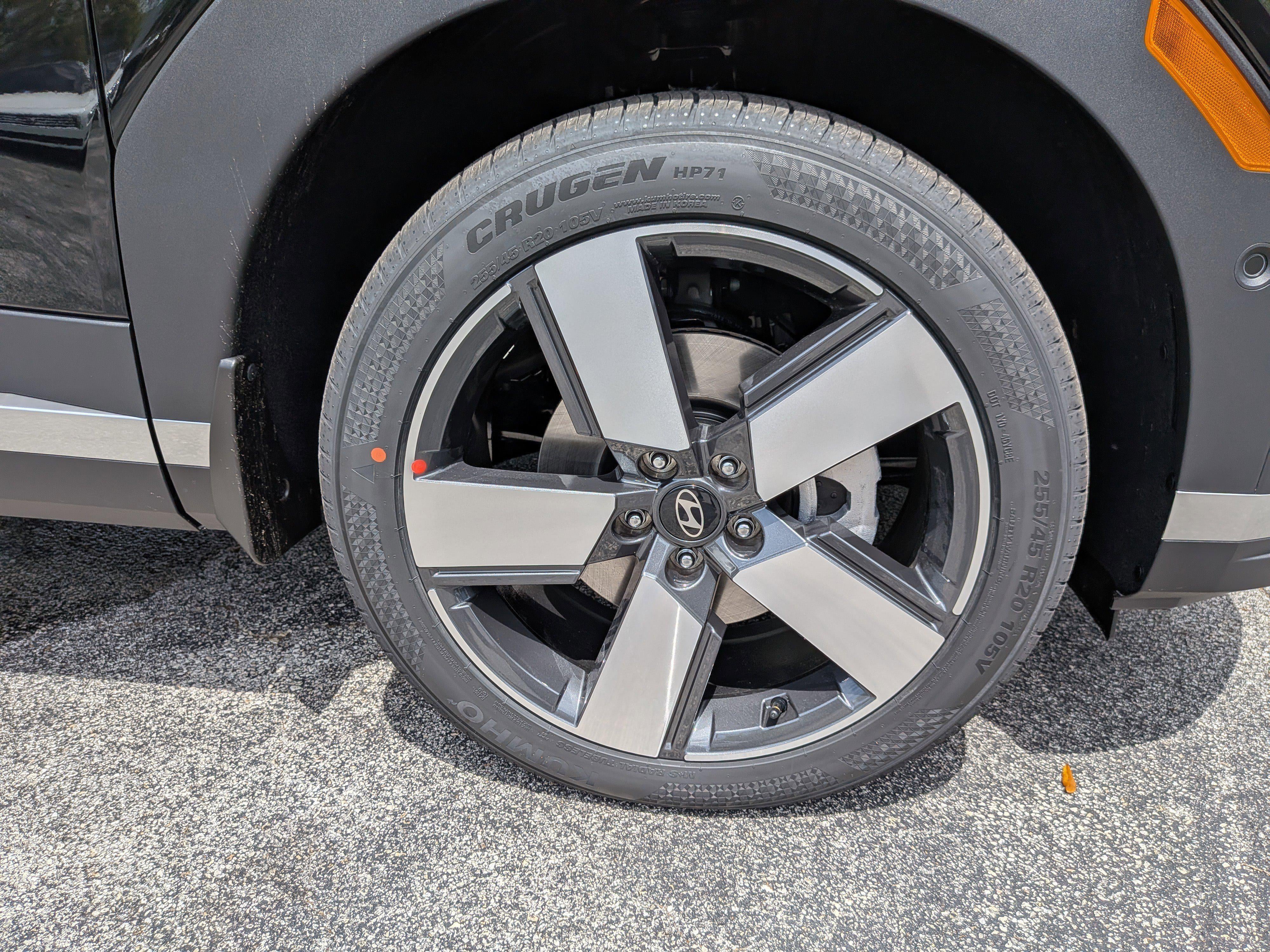 2026 Hyundai SANTA FE Limited FWD