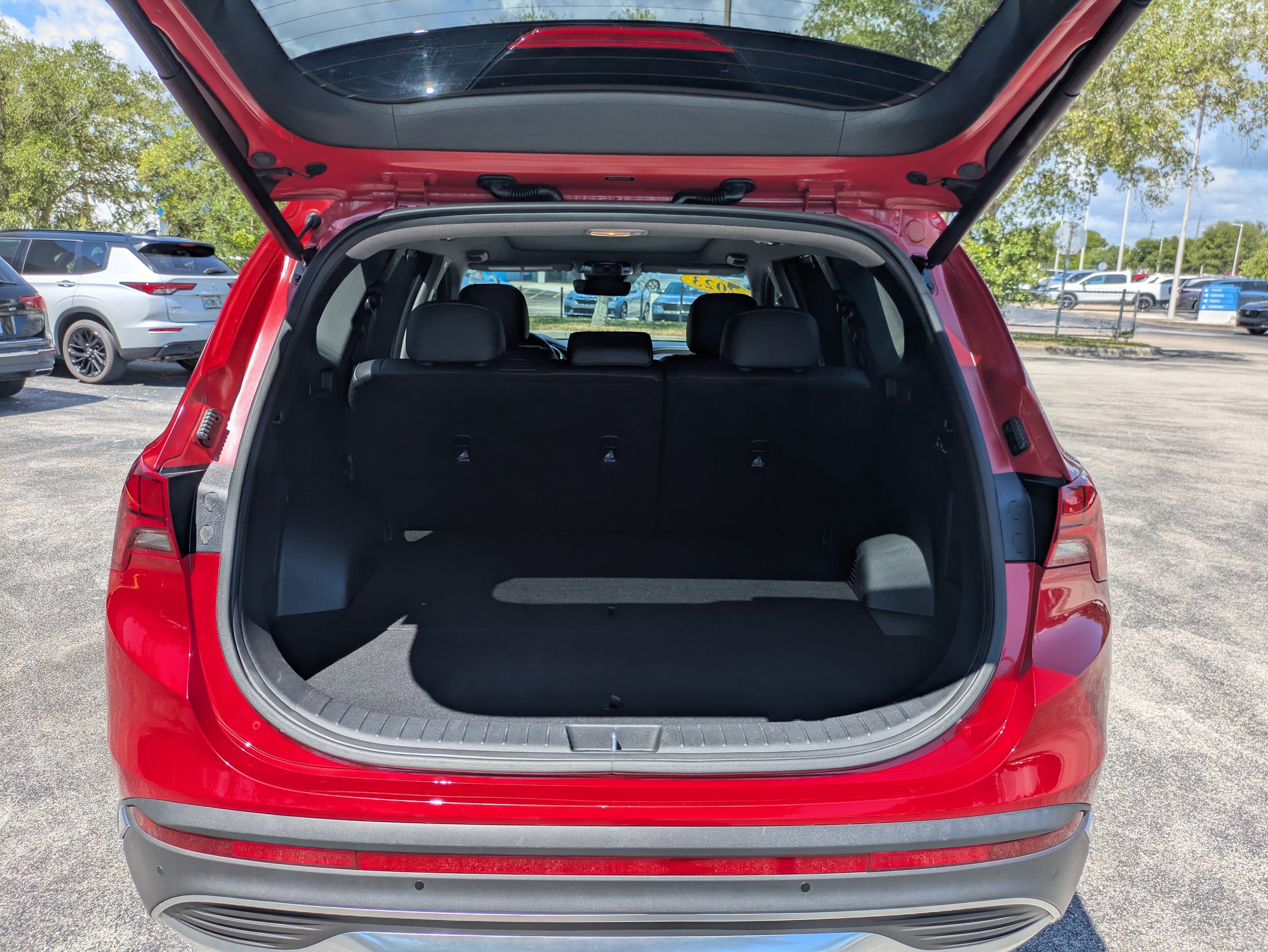 2023 Hyundai Santa Fe Limited - Photo 14