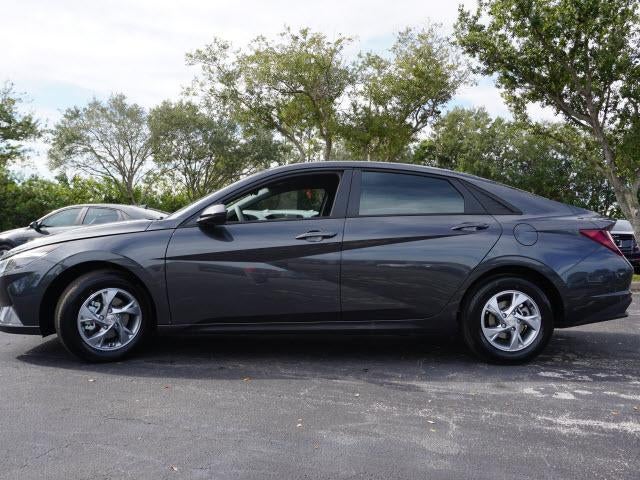 2021 Hyundai ELANTRA SE