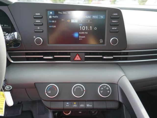 2021 Hyundai ELANTRA SE