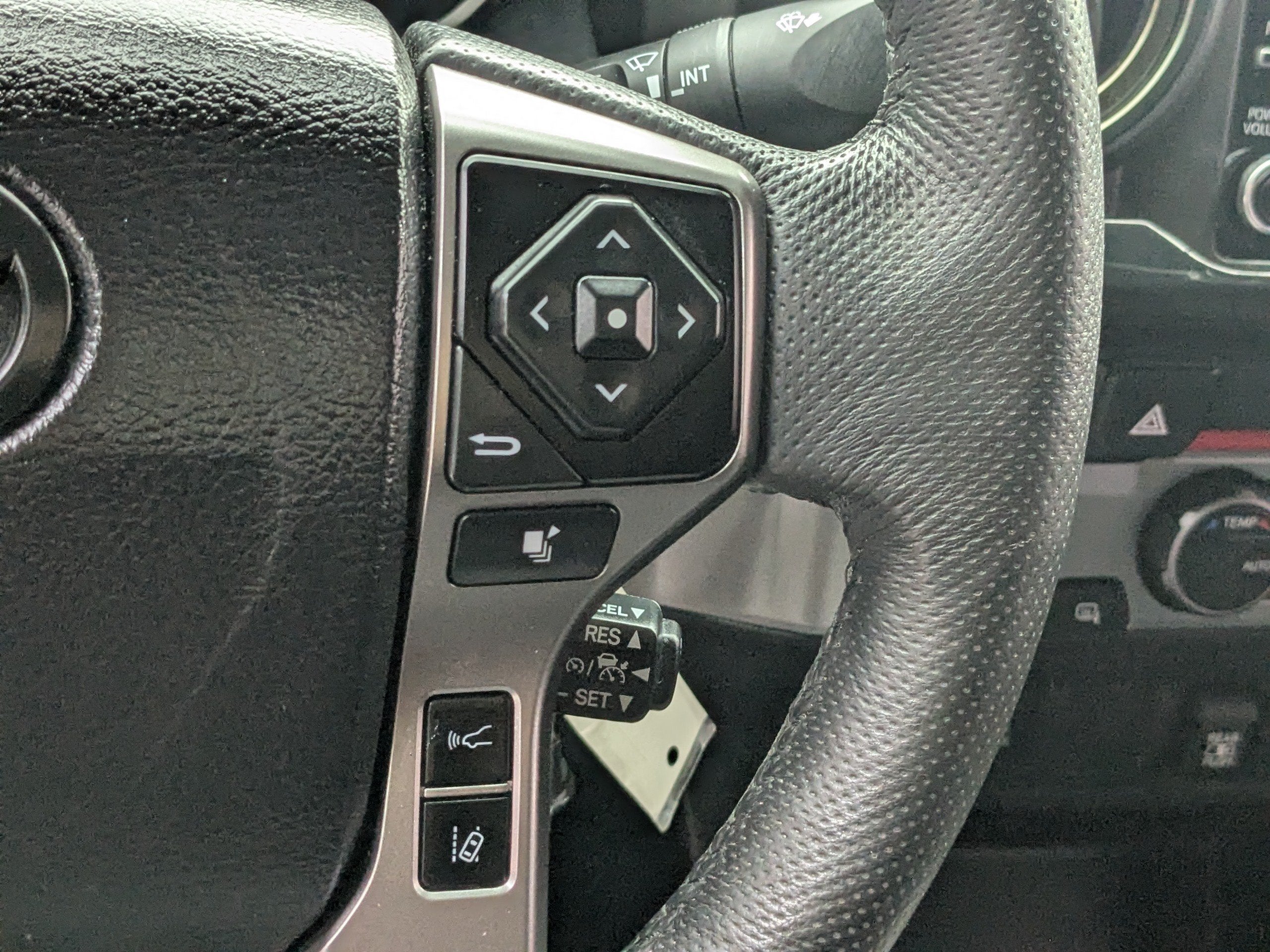 2021 Toyota Tacoma 2WD SR5