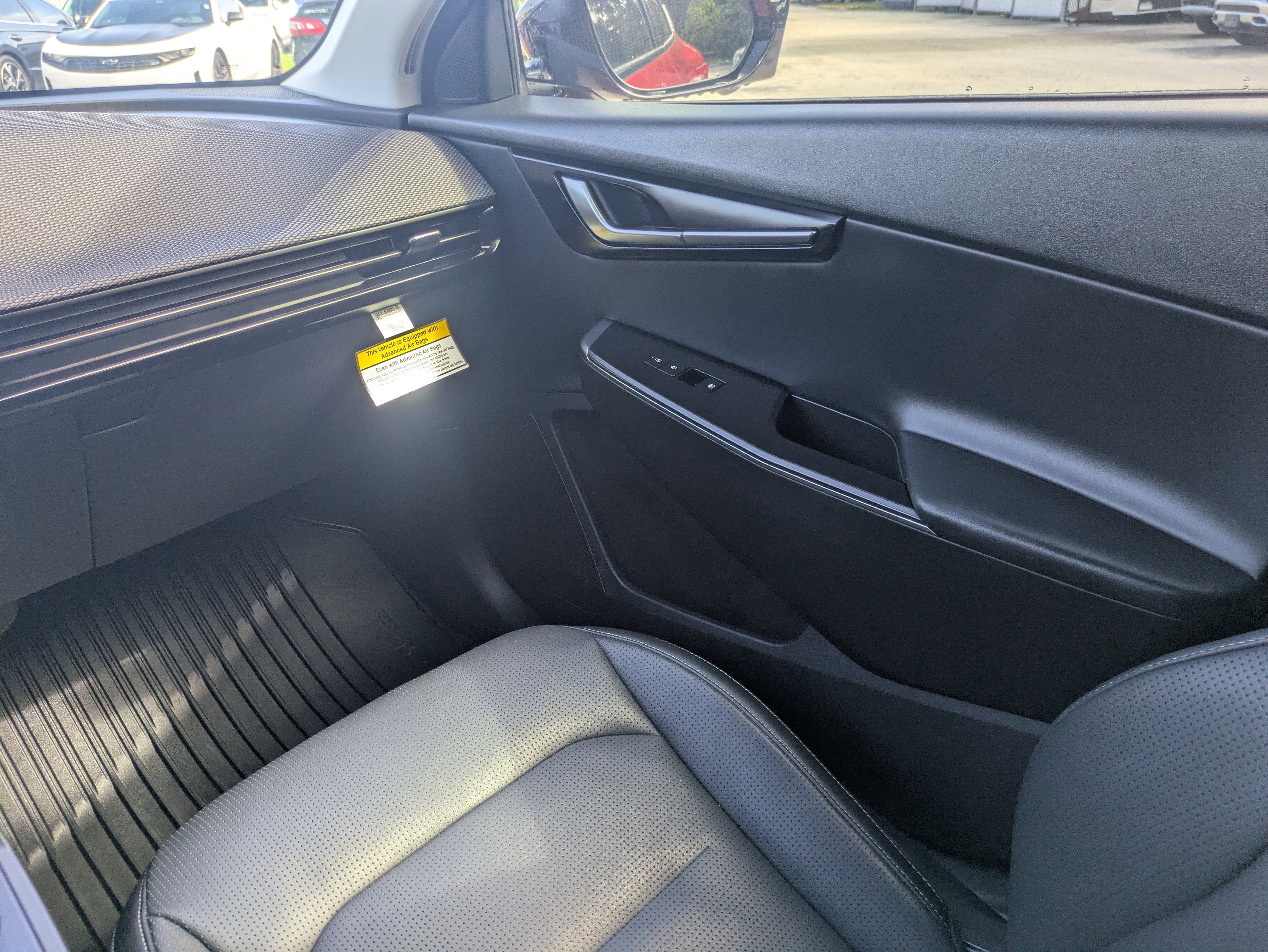 2025 Kia EV6 Wind - Photo 18