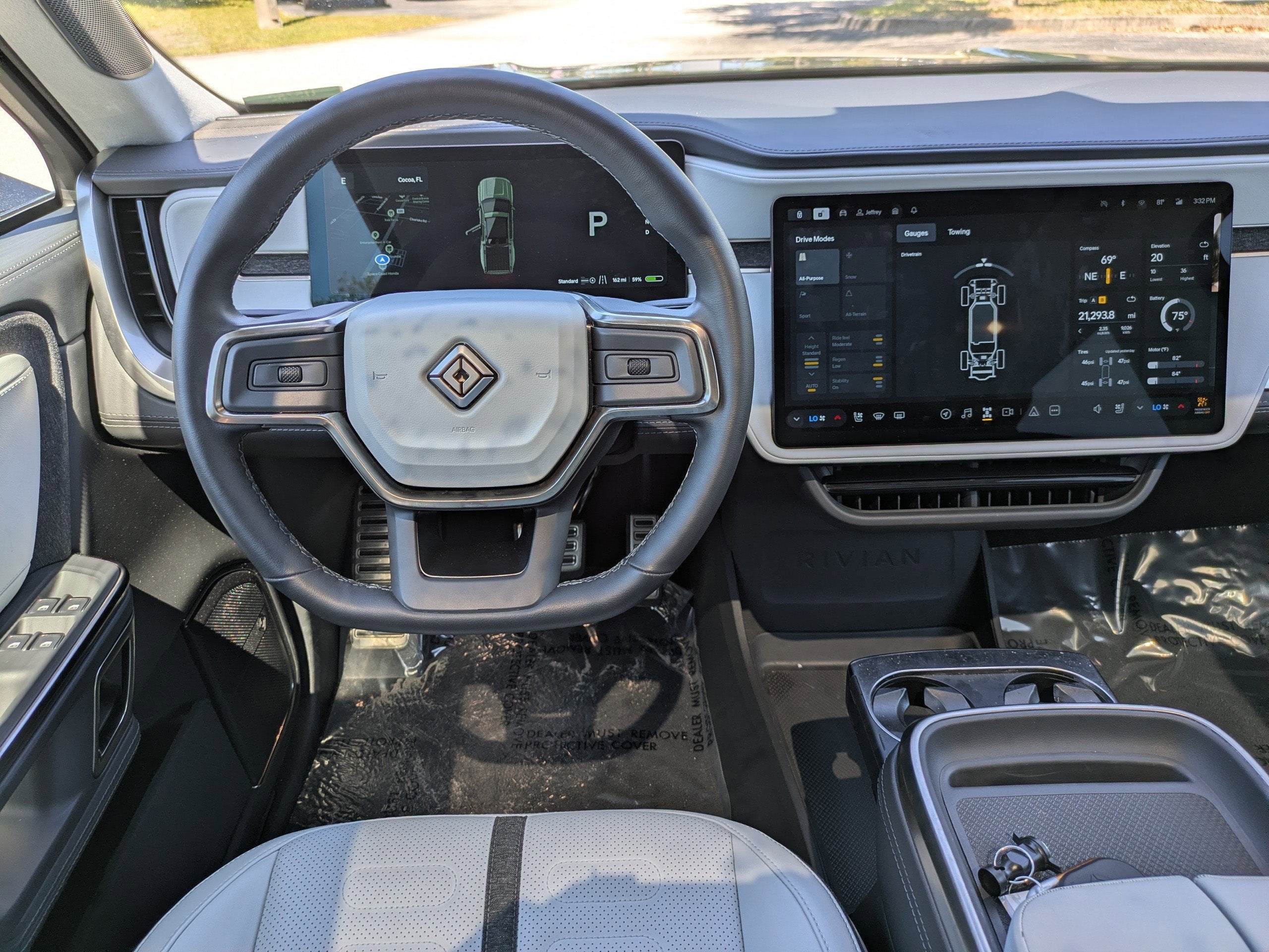 2024 Rivian R1T Adventure