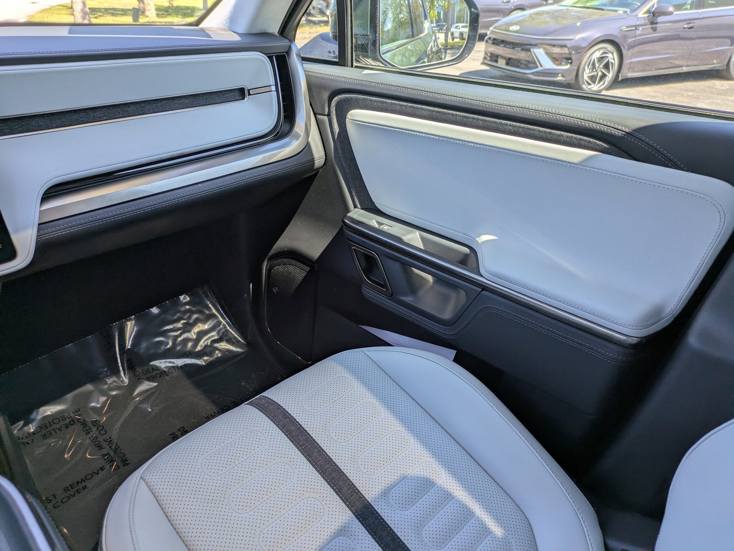 2024 Rivian R1T Adventure