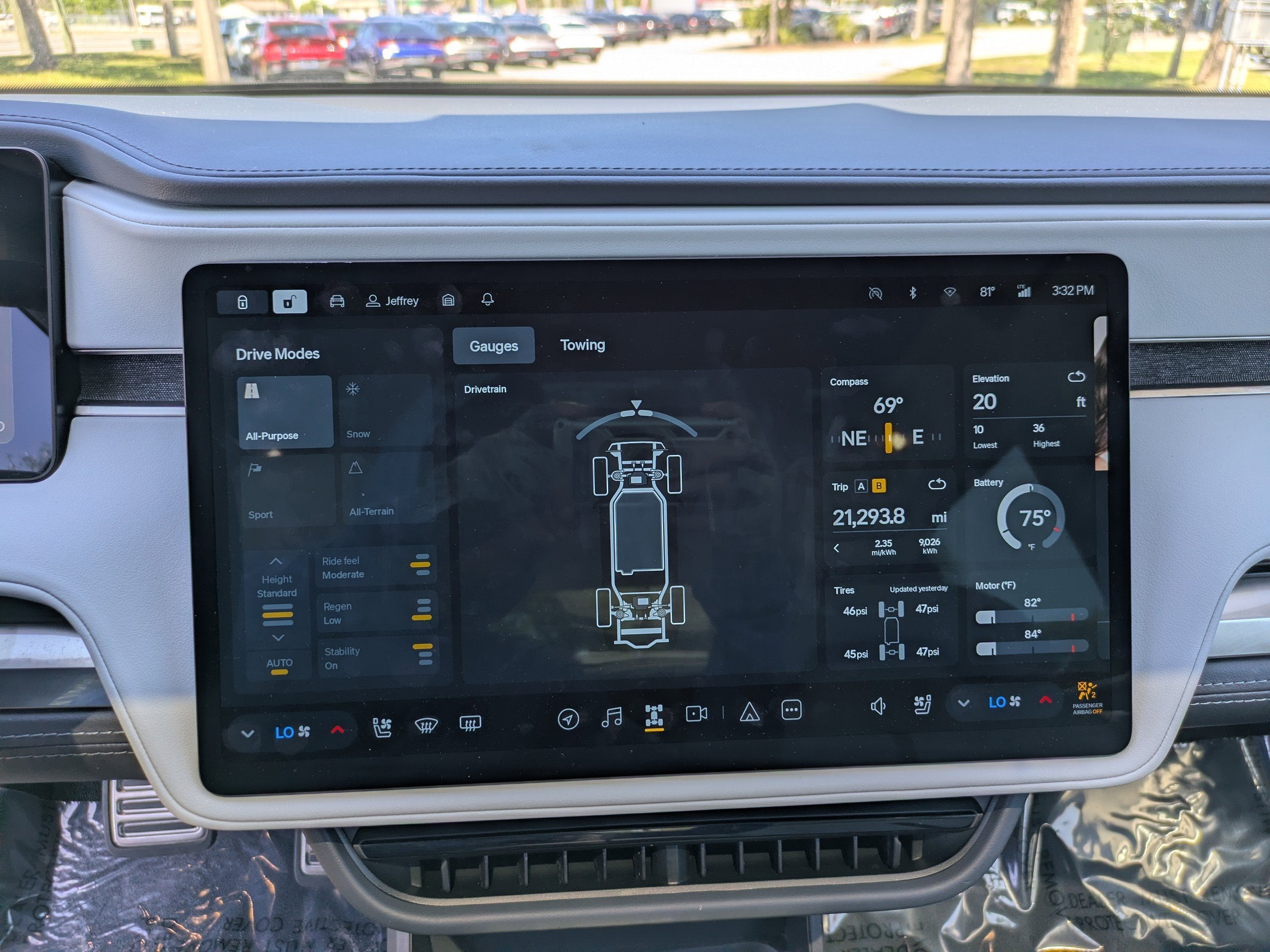 2024 Rivian R1T Adventure