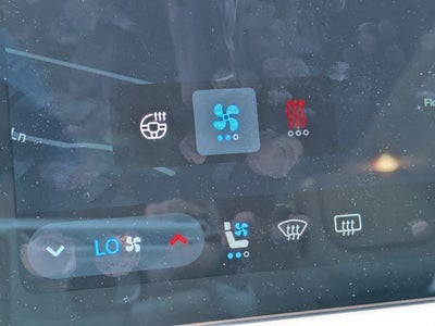 2024 Rivian R1T Adventure