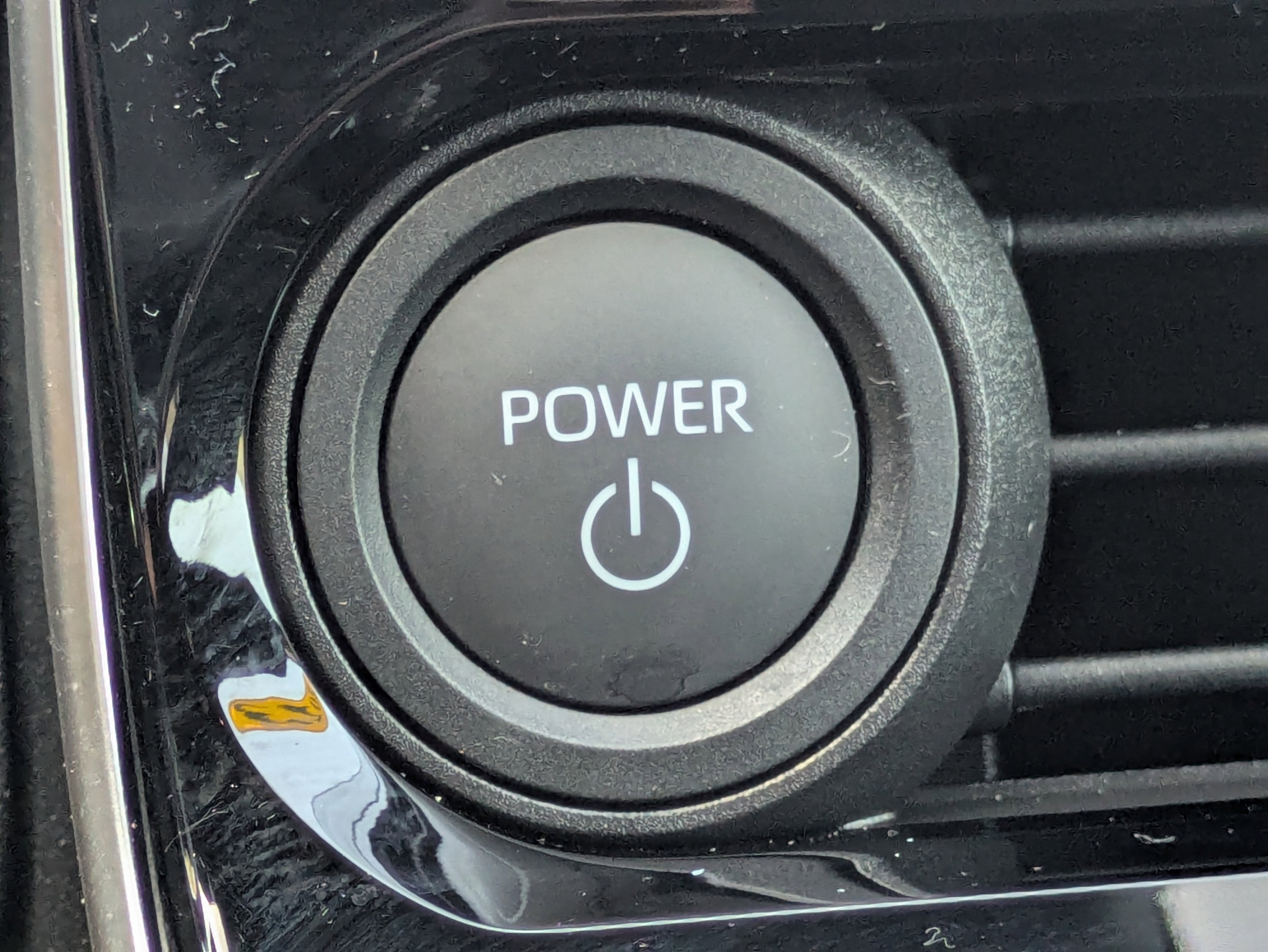 2023 Subaru SOLTERRA Premium - Photo 27