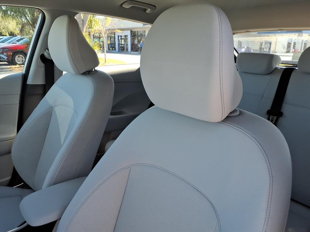 2026 Hyundai KONA SE FWD