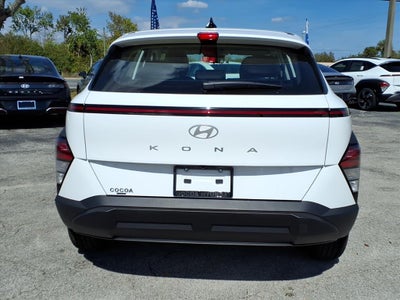 2026 Hyundai KONA SE FWD