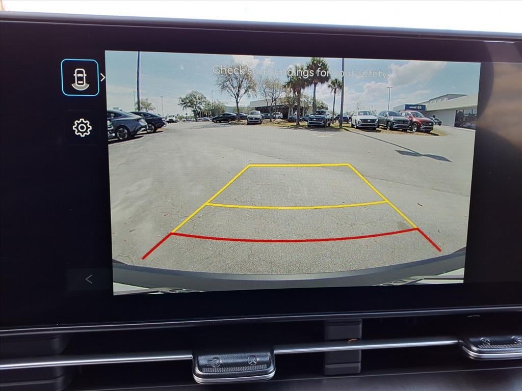 2026 Hyundai KONA SE FWD