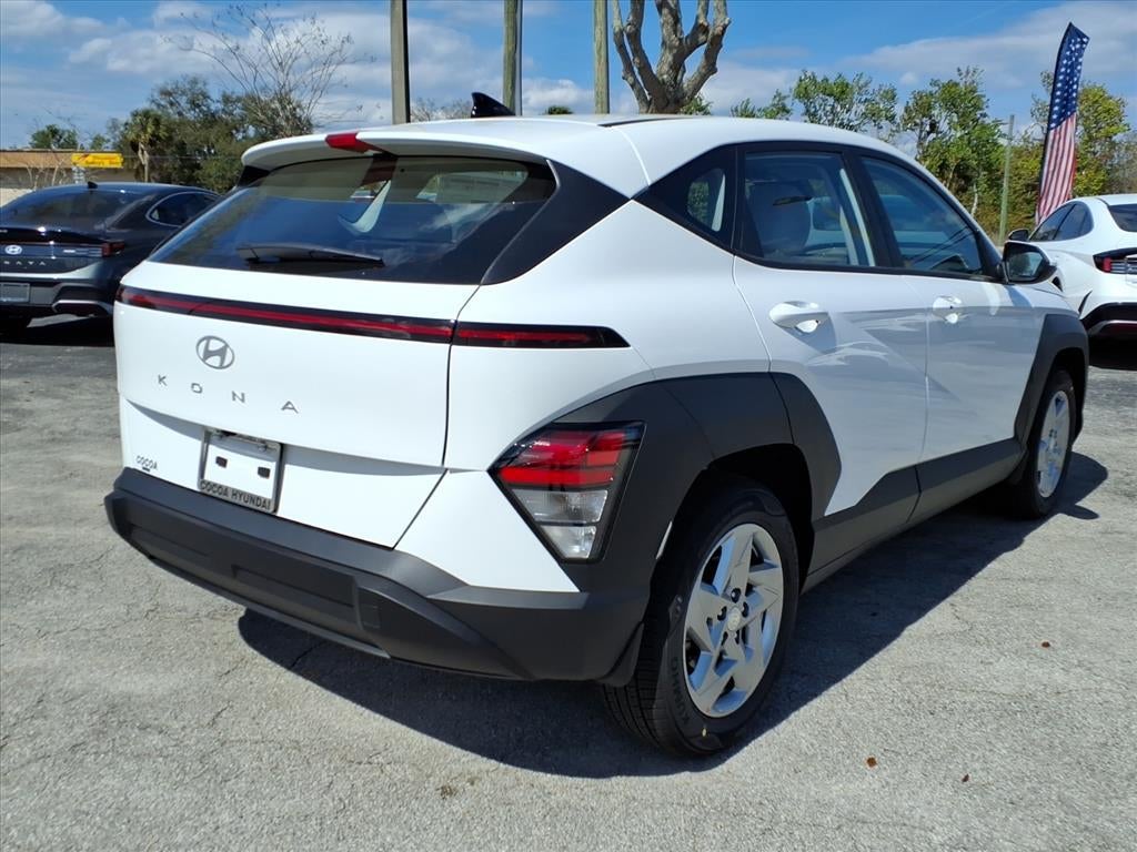 2026 Hyundai KONA SE FWD