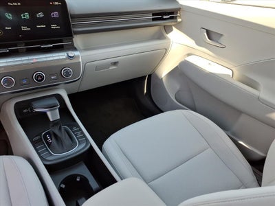 2026 Hyundai KONA SE FWD