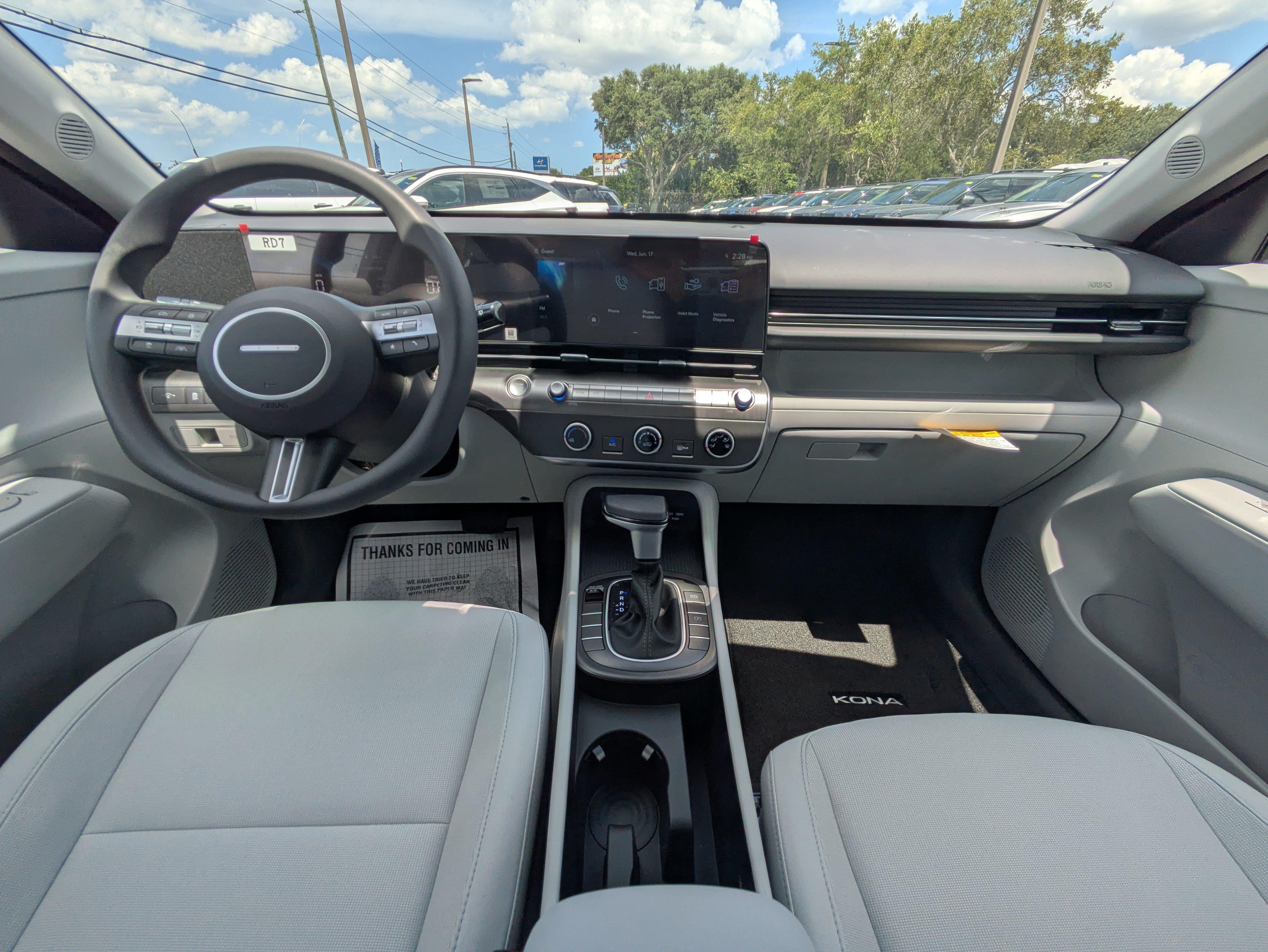 2026 Hyundai KONA SE