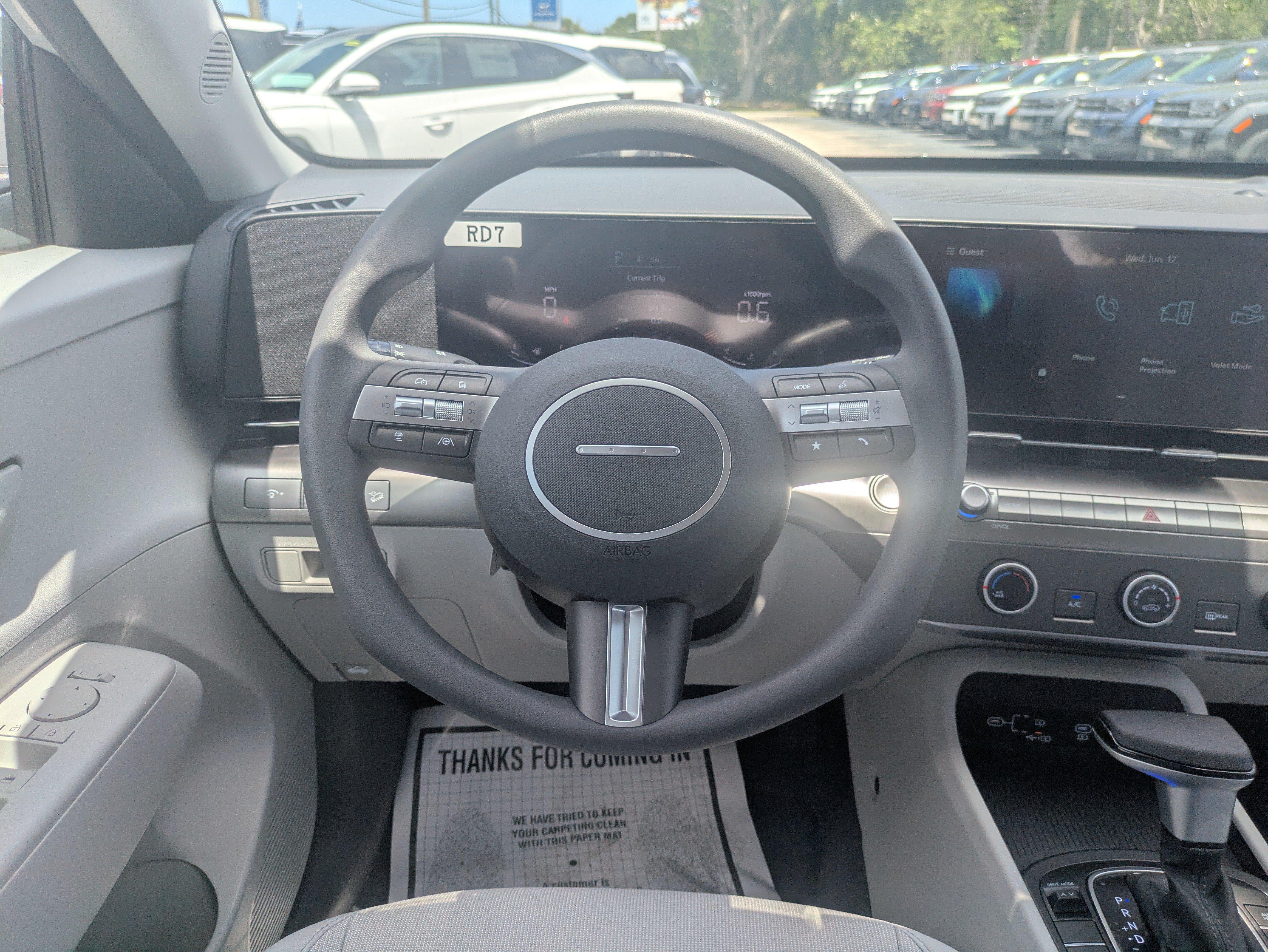 2026 Hyundai KONA SE