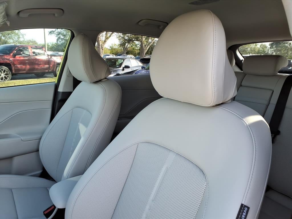 2026 Hyundai KONA SEL Premium FWD