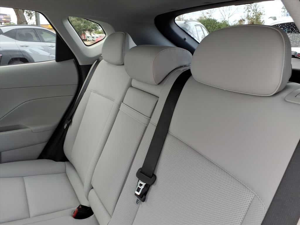 2026 Hyundai KONA SEL Premium FWD