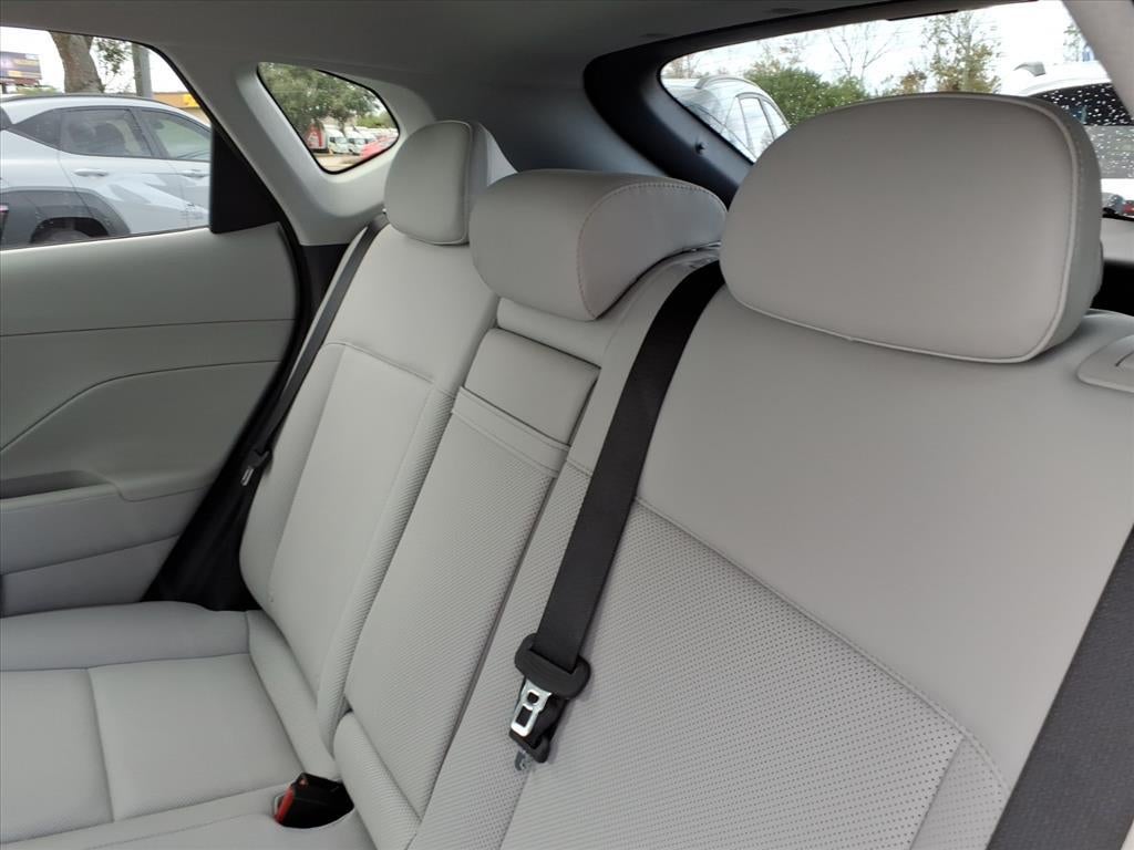 2026 Hyundai KONA SEL Premium FWD