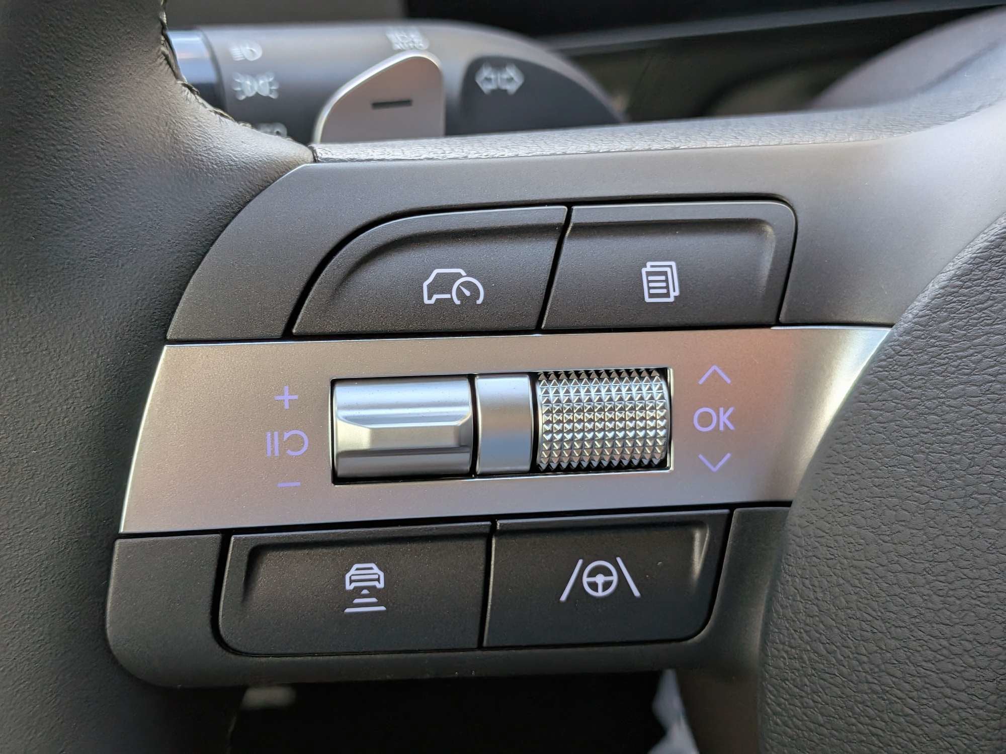 2027 Hyundai KONA SEL Premium