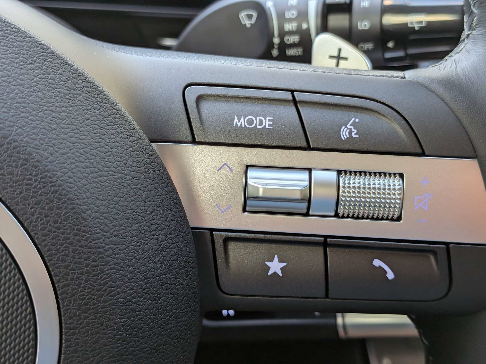 2027 Hyundai KONA SEL Premium
