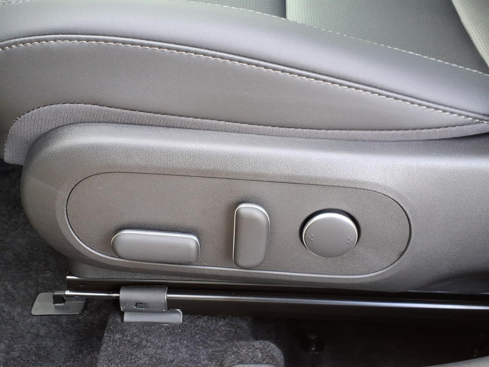 2026 Hyundai KONA SEL Premium FWD