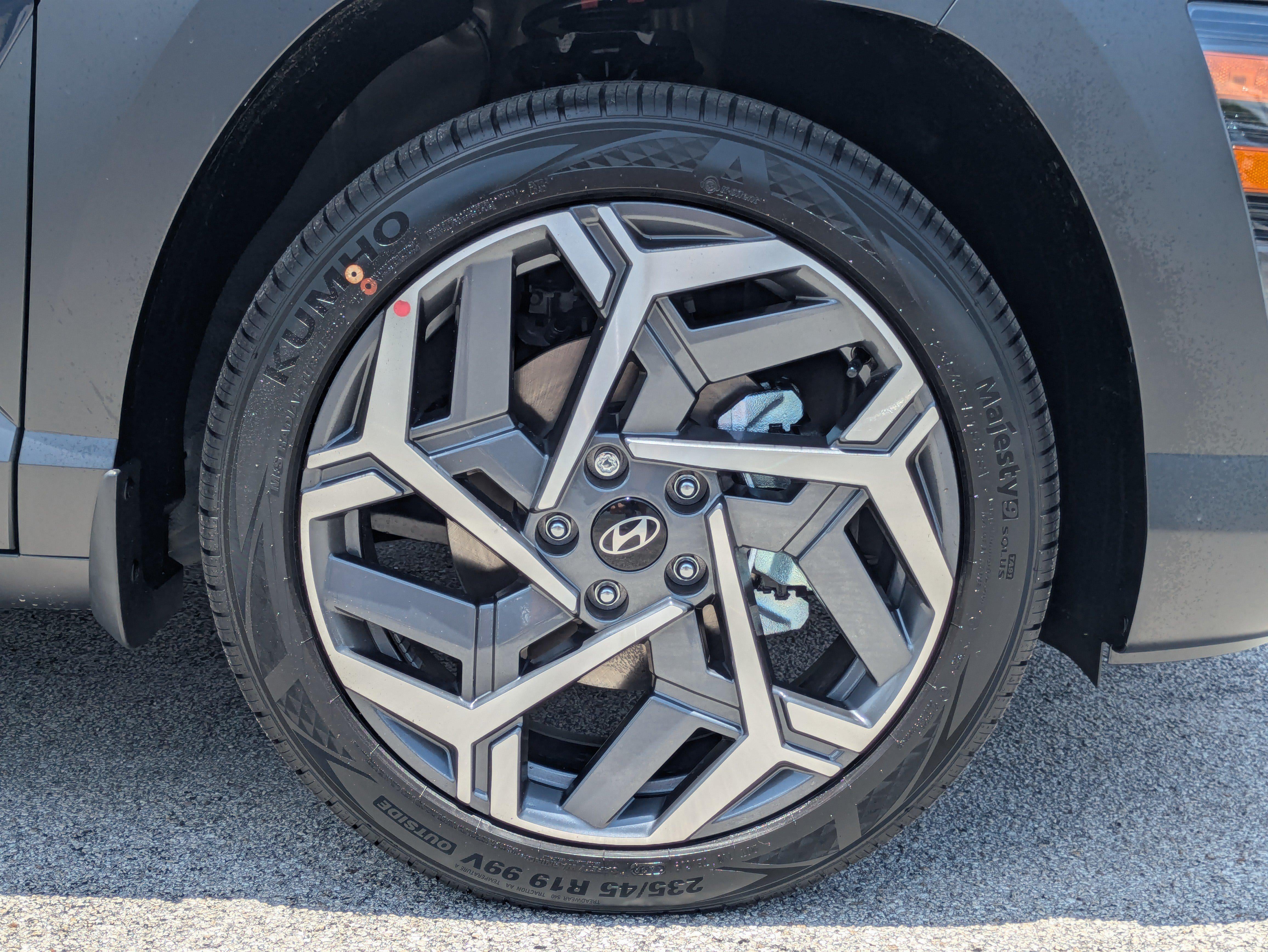 2026 Hyundai KONA SEL Premium FWD