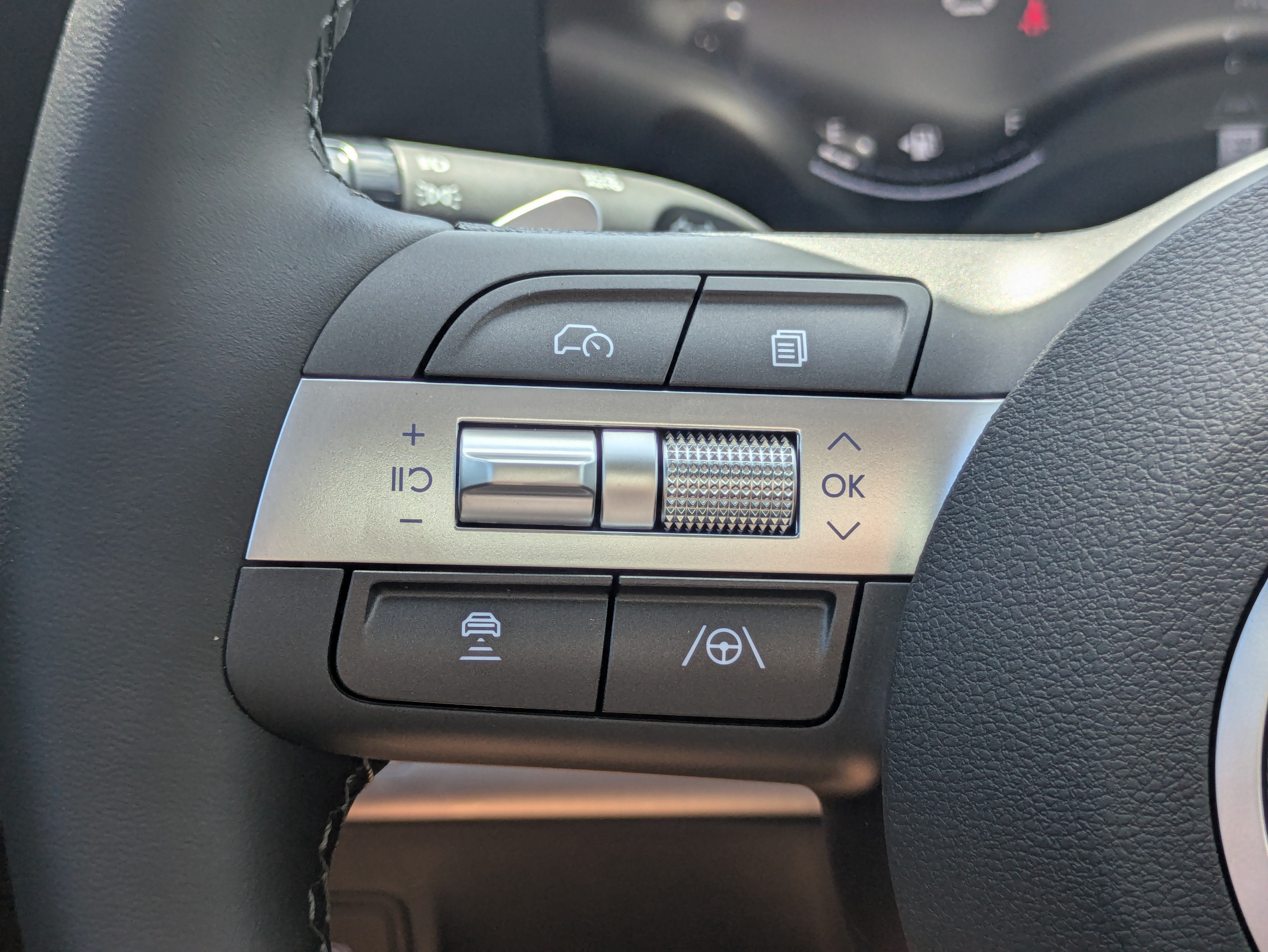 2027 Hyundai KONA SEL Premium