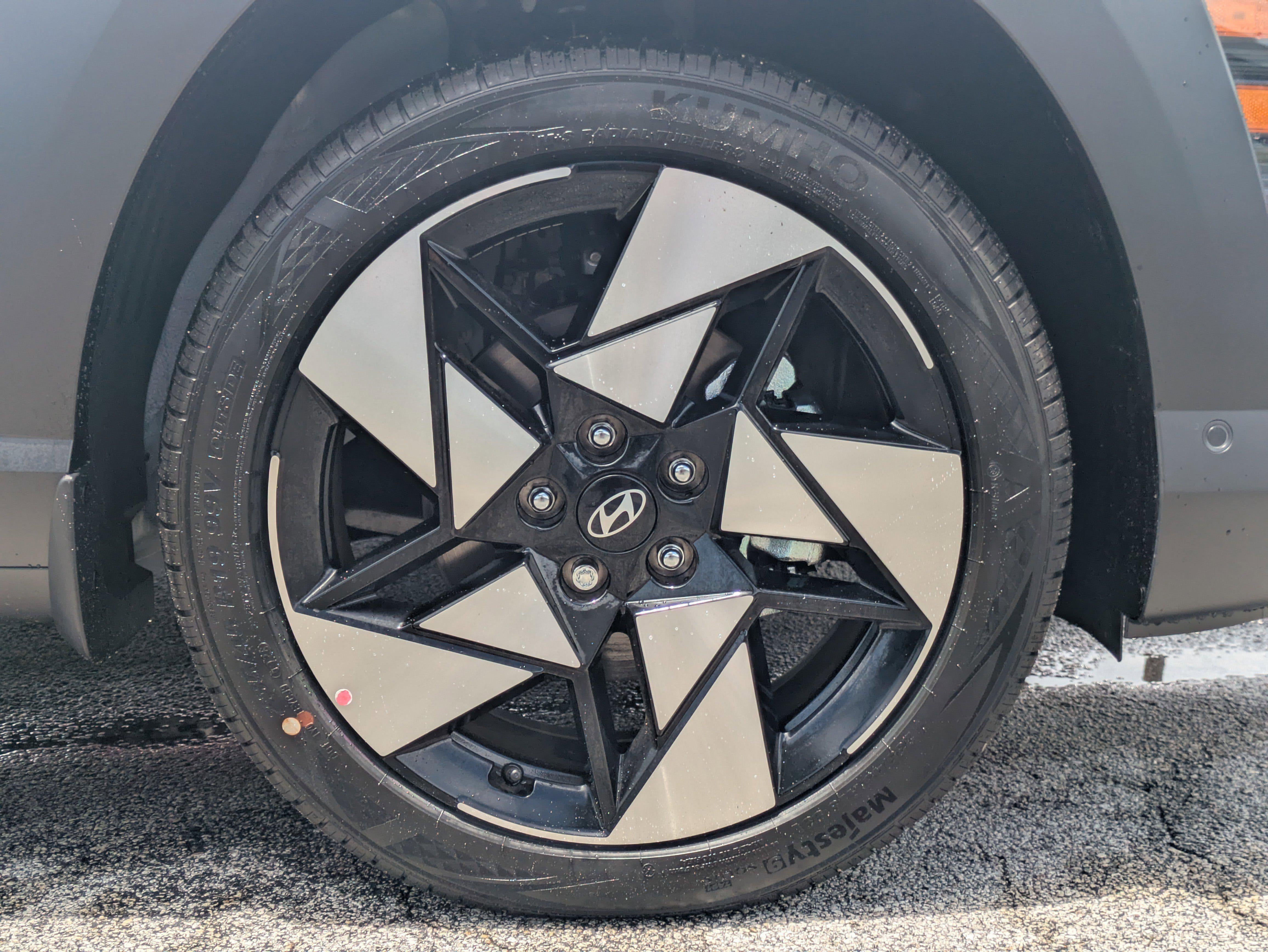 2026 Hyundai KONA Limited FWD