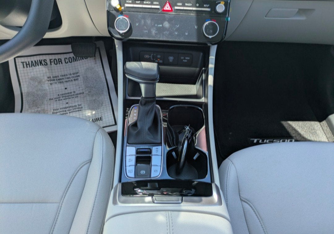 2026 Hyundai TUCSON HYBRID SEL