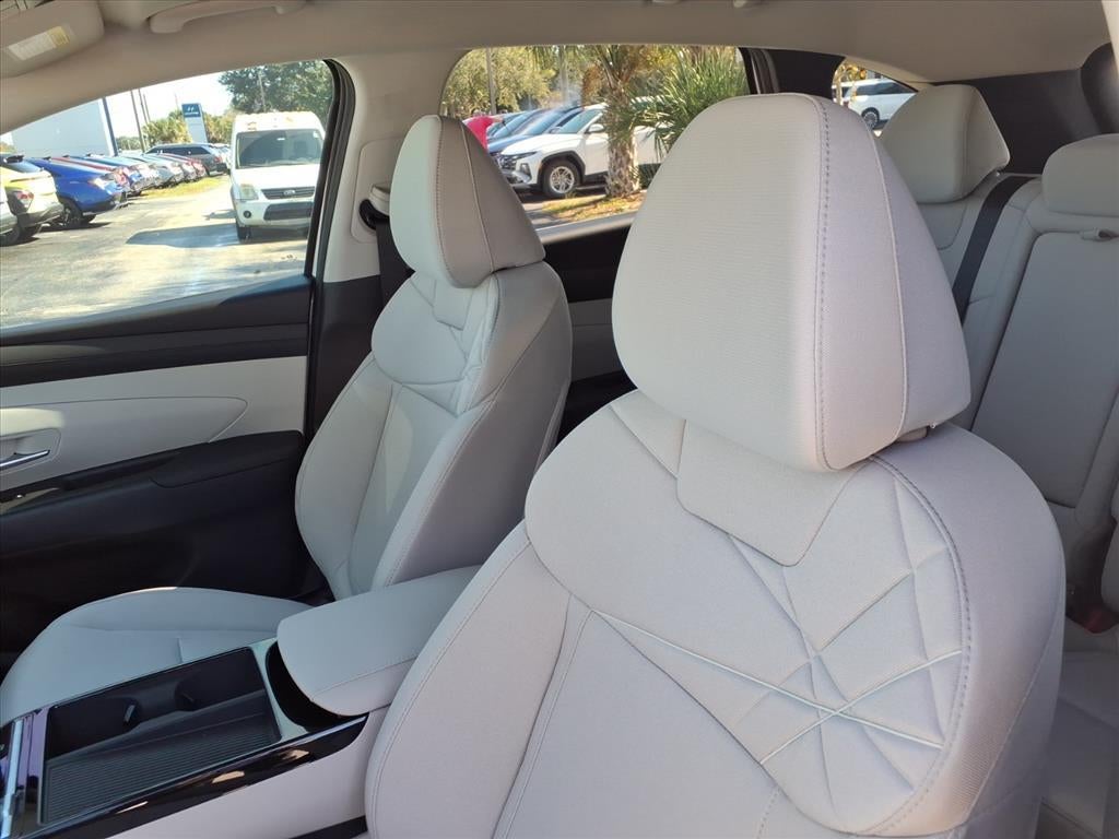 2026 Hyundai TUCSON HYBRID SEL AWD