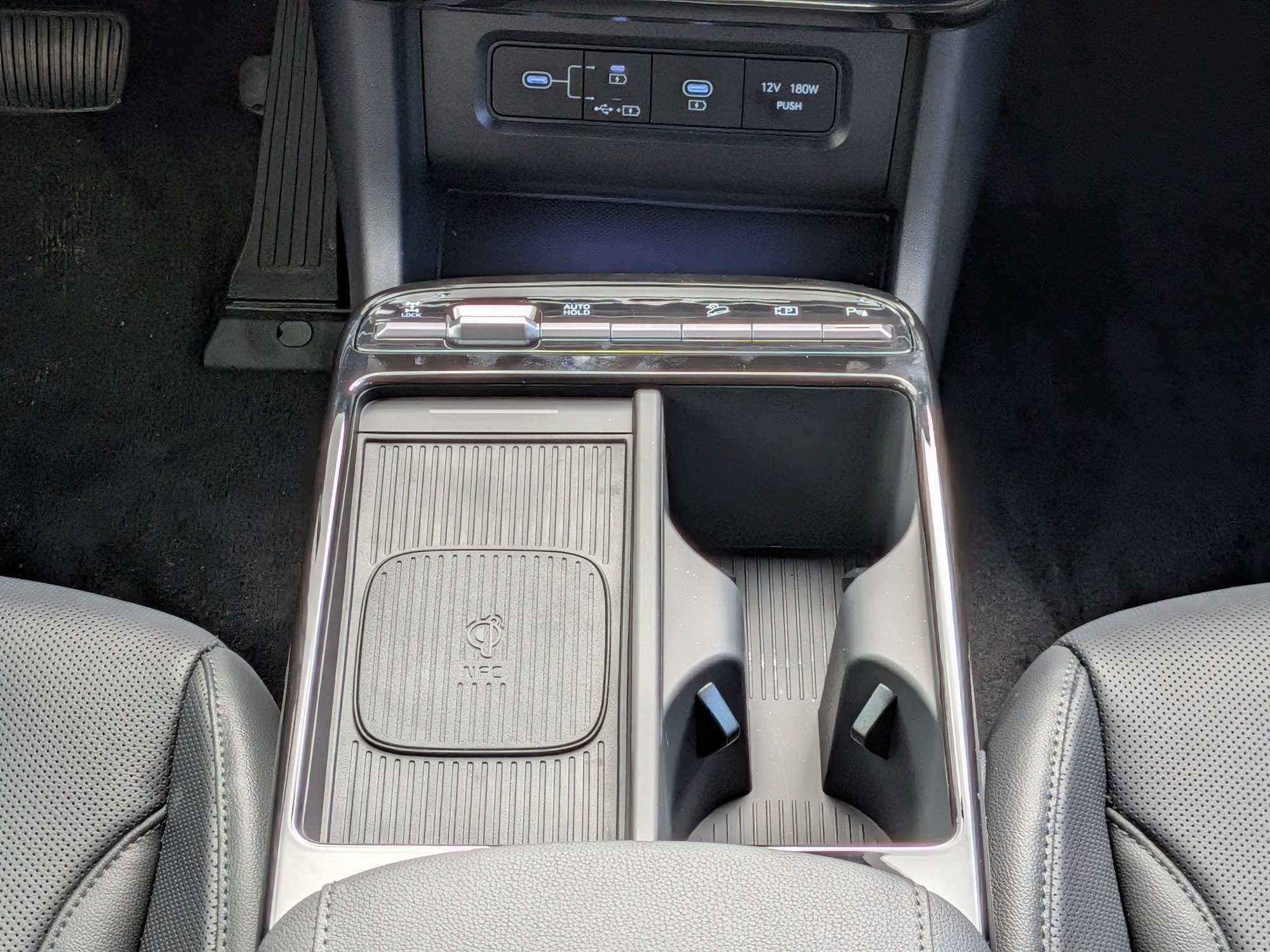 2026 Hyundai TUCSON HYBRID Night