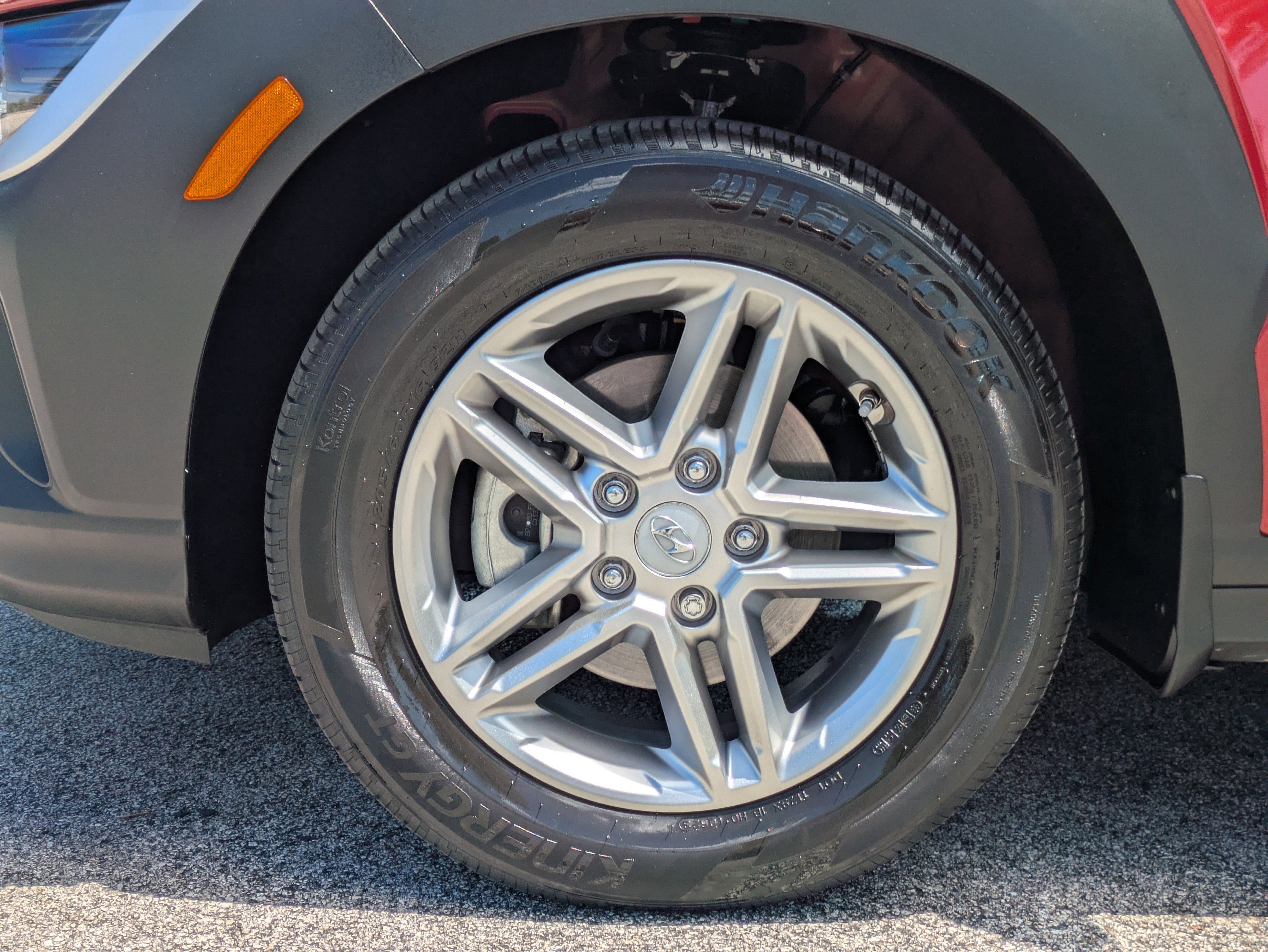 2023 Hyundai KONA SE