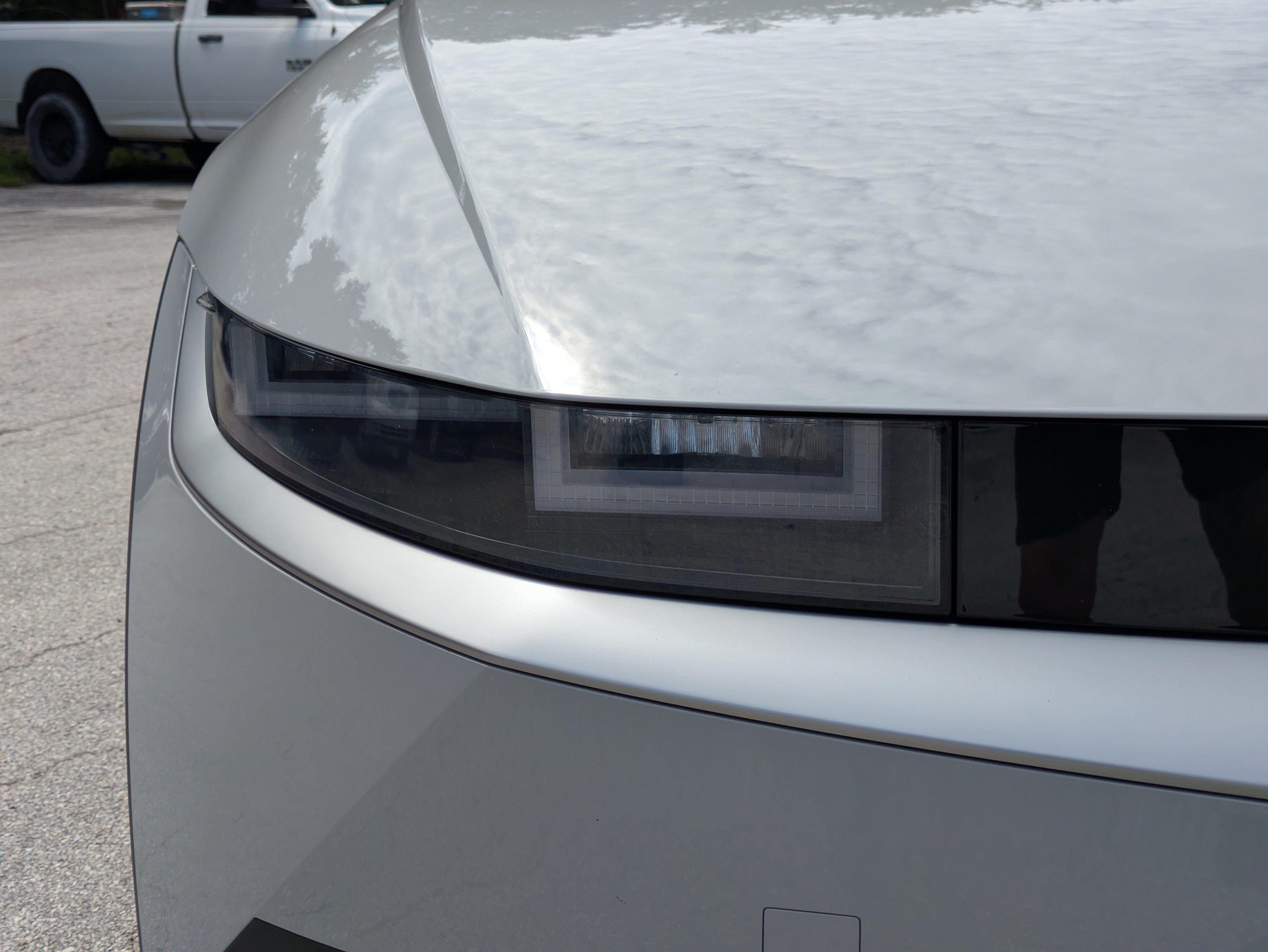 2024 Hyundai IONIQ 5 SE - Photo 11