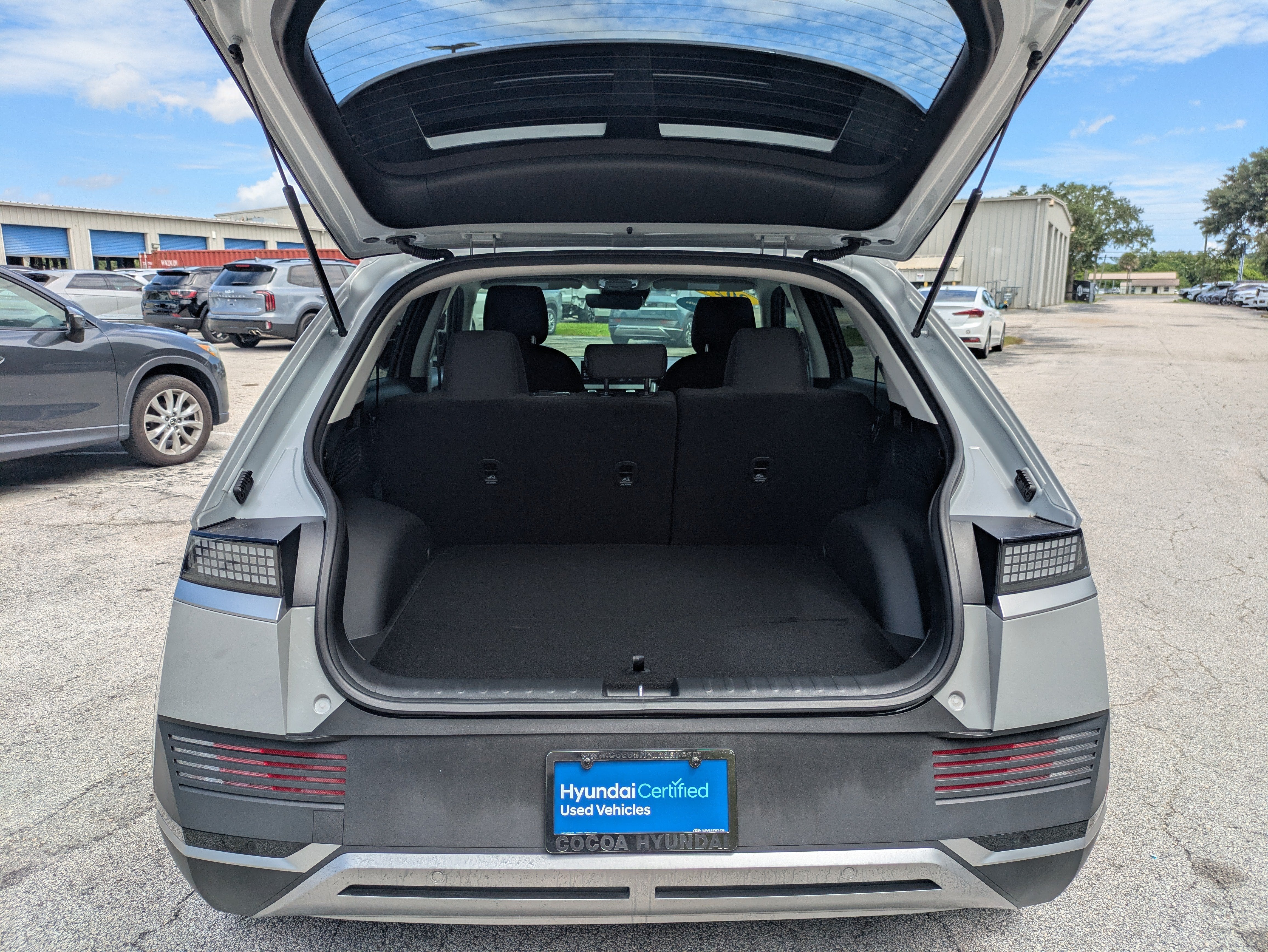 2024 Hyundai IONIQ 5 SE - Photo 14
