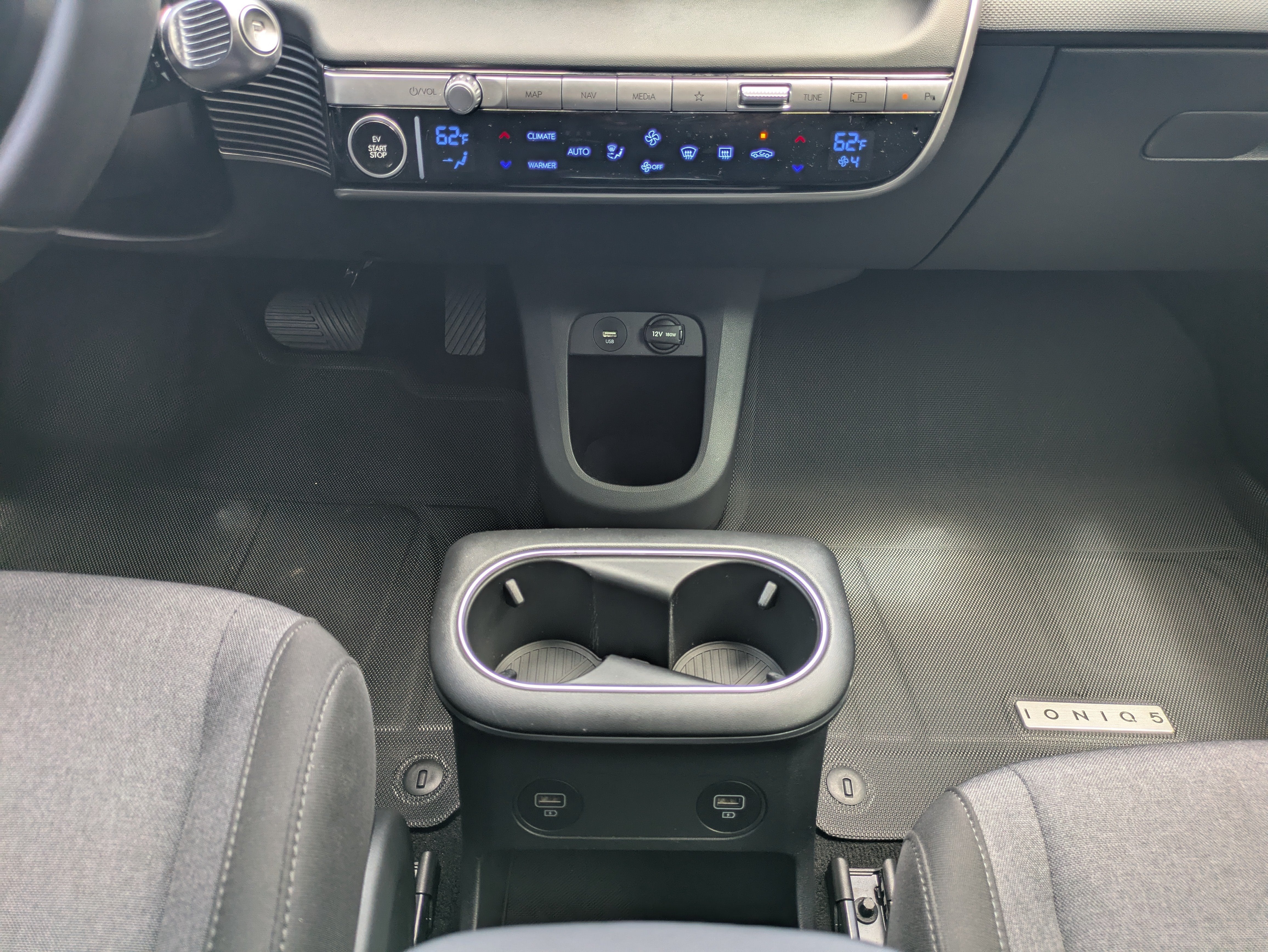 2024 Hyundai IONIQ 5 SE - Photo 20