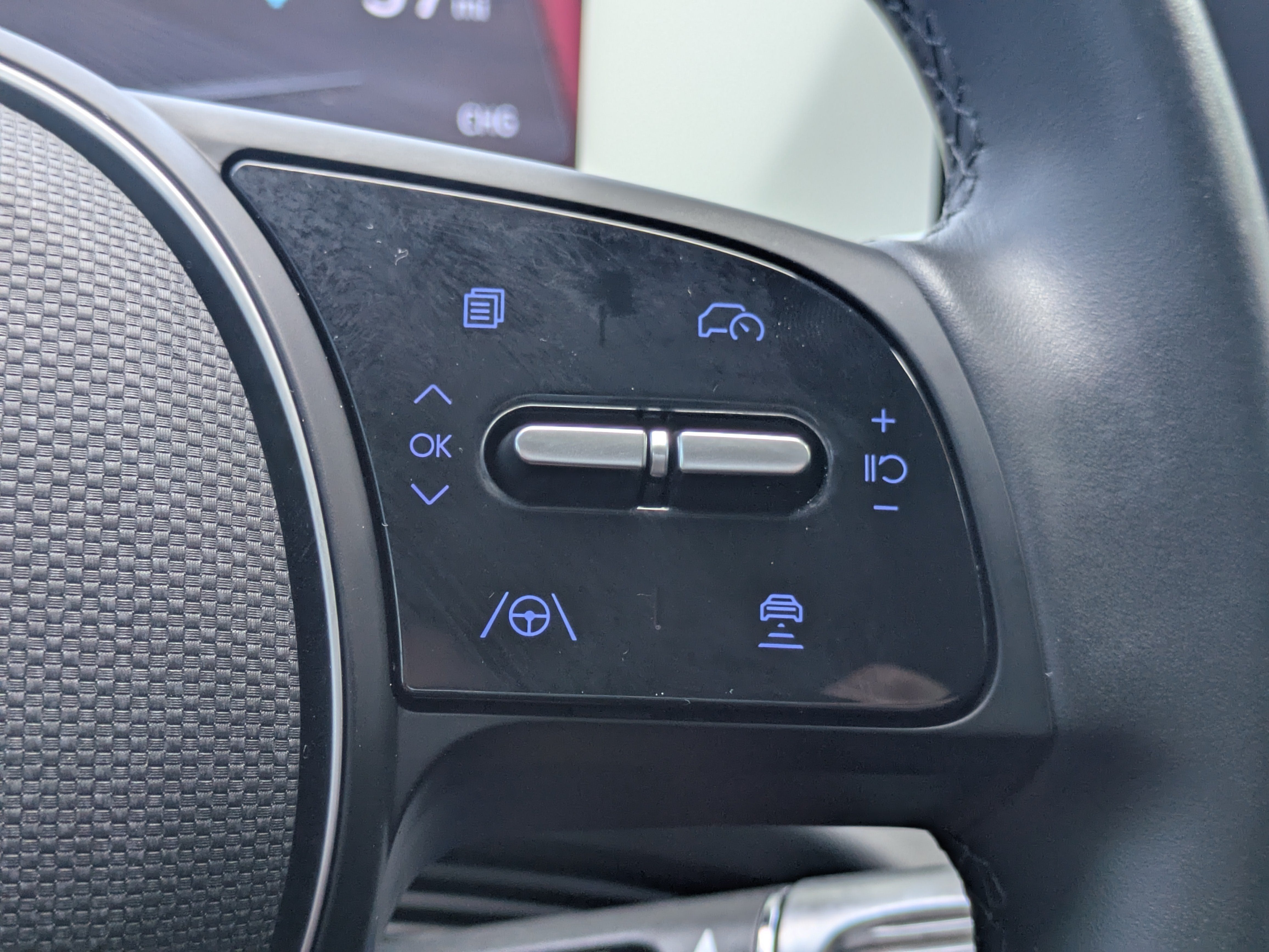 2024 Hyundai IONIQ 5 SE - Photo 27